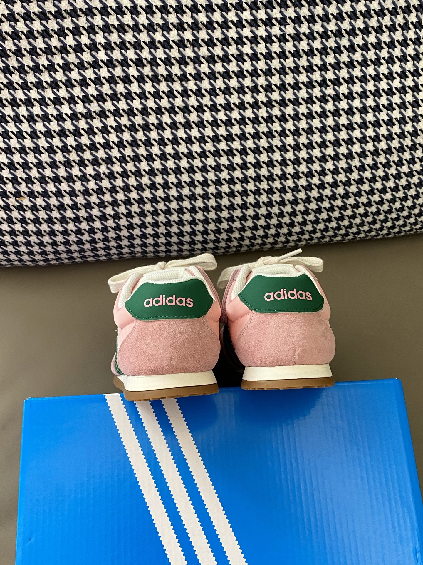 图片[7]-原图直出🌟 这个夏天谁还没有一双运动鞋呀😻质感不用多说，脚感很不错👏🏻魔术贴设计方便宝贝穿脱🤩鞋底防滑耐磨抓地力强👍🏻简直是春夏换季的救星🌟M-选品中心