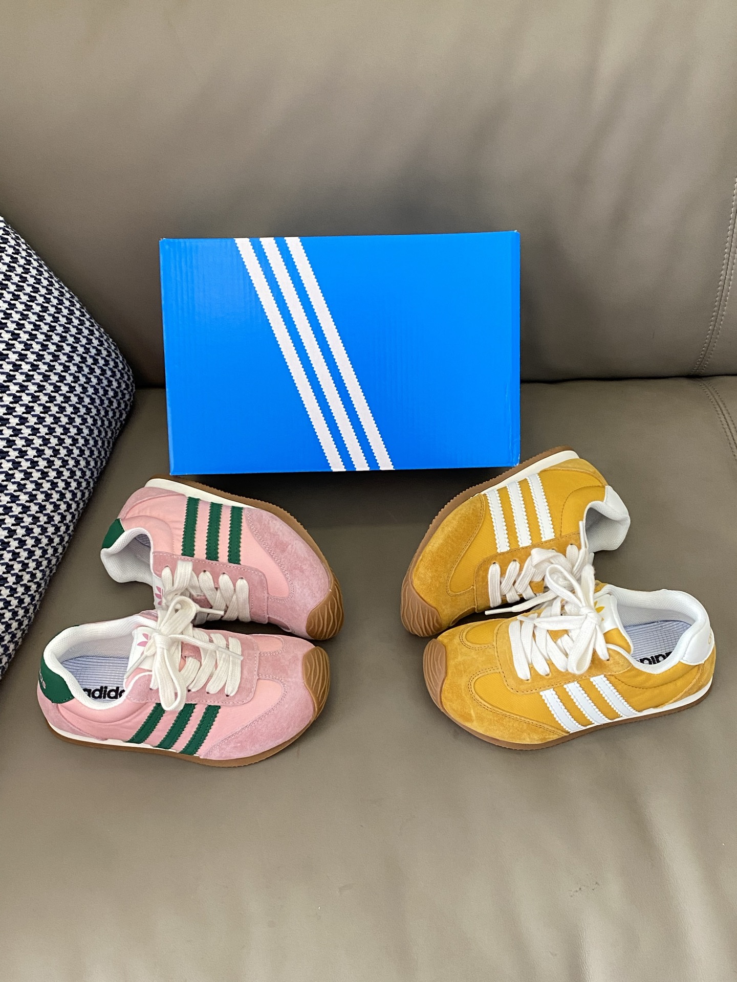 图片[8]-原图直出🌟 这个夏天谁还没有一双运动鞋呀😻质感不用多说，脚感很不错👏🏻魔术贴设计方便宝贝穿脱🤩鞋底防滑耐磨抓地力强👍🏻简直是春夏换季的救星🌟M-选品中心