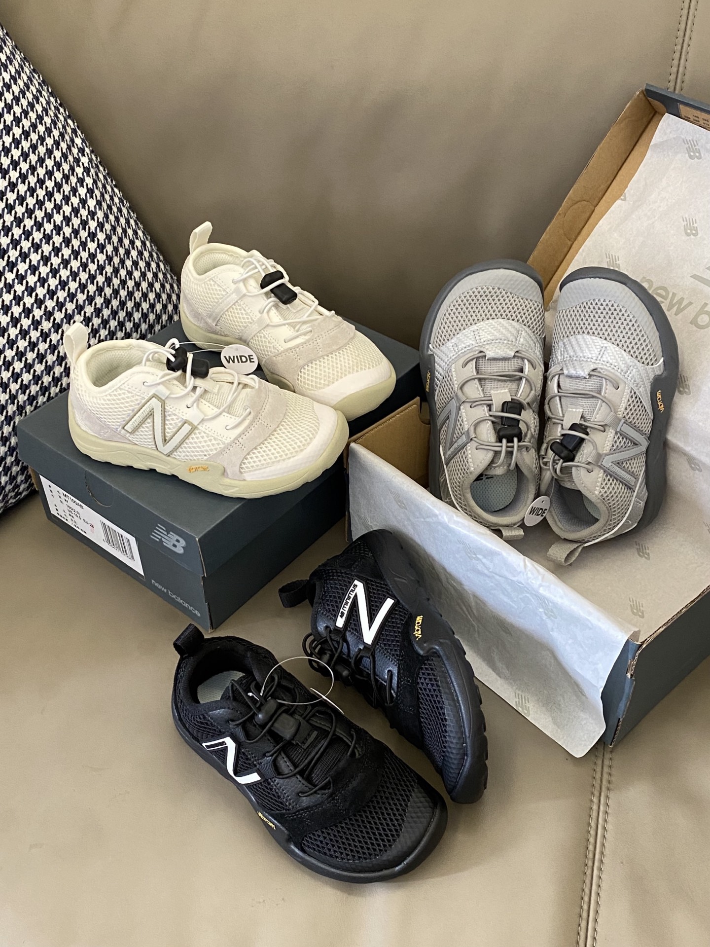 图片[4]-原图直出🌟 超爱的NB赤足网面运动鞋🆕网面设计透气又舒适🌟采用松紧扣设计穿脱超方便🤩橡胶耐磨防滑大底，抓地力强✊-选品中心