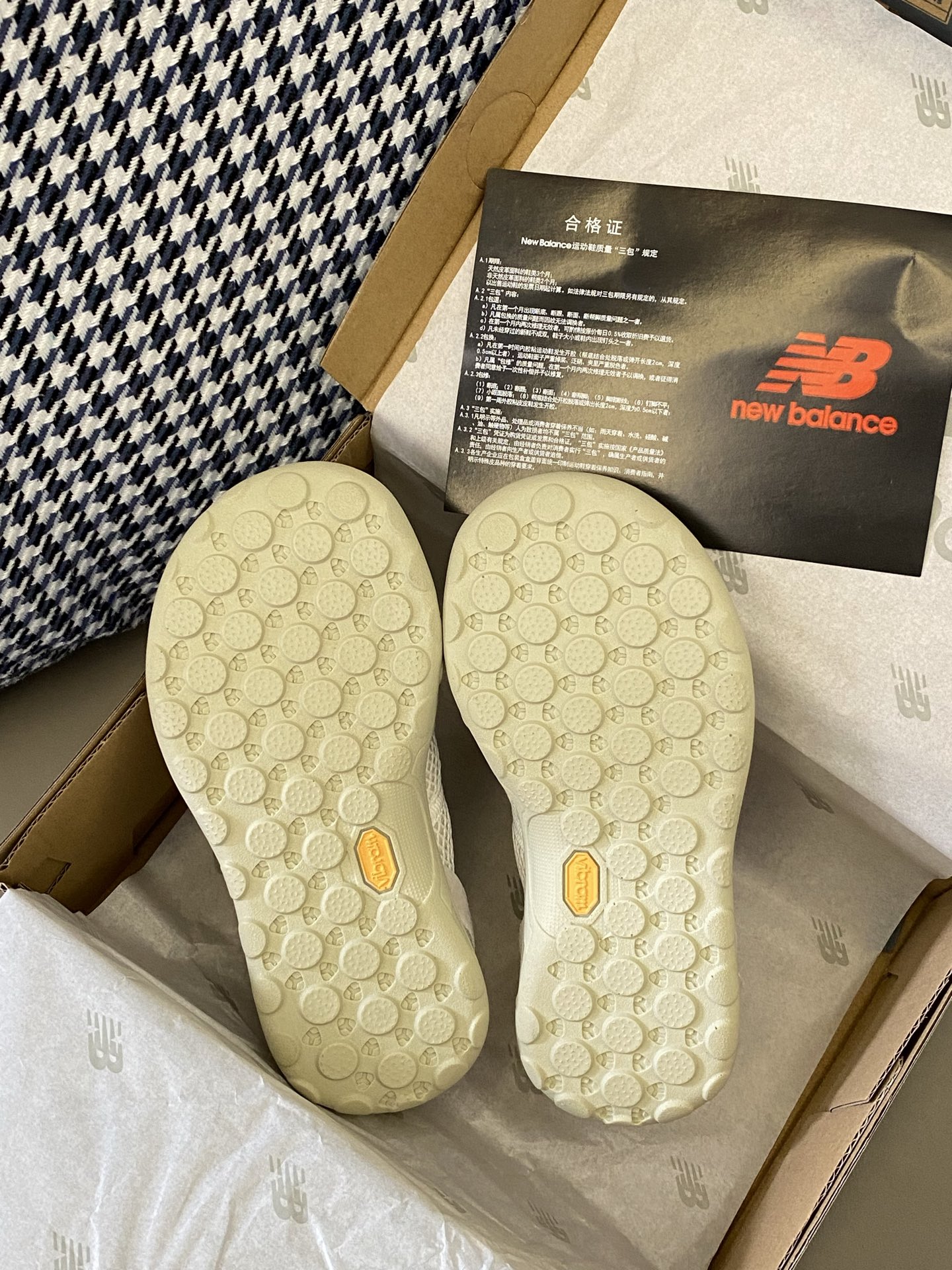 图片[9]-原图直出🌟 超爱的NB赤足网面运动鞋🆕网面设计透气又舒适🌟采用松紧扣设计穿脱超方便🤩橡胶耐磨防滑大底，抓地力强✊-选品中心