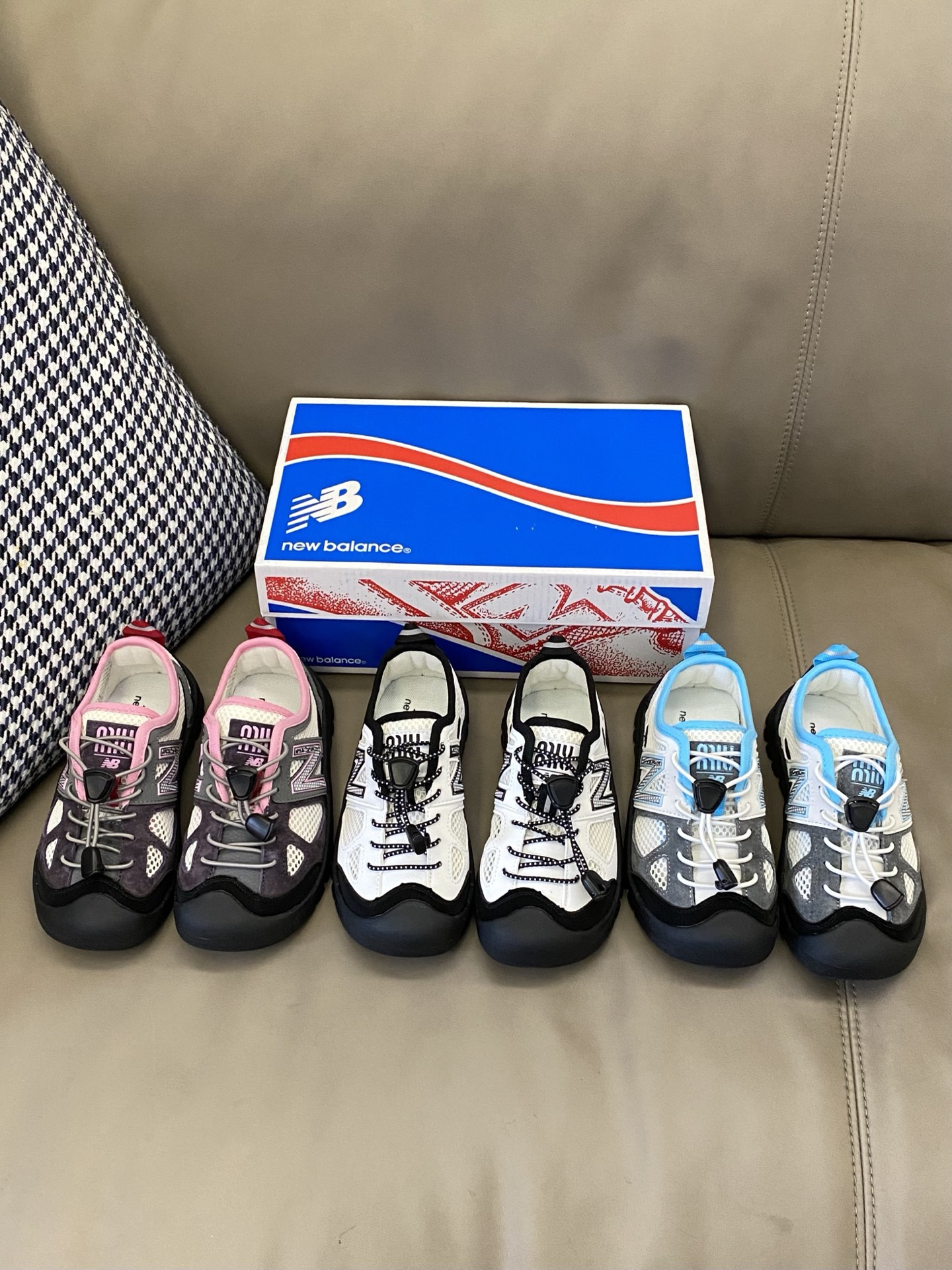 图片[5]-原图直出🌟 这双NB530miumiu儿童凉鞋💖不仅设计时尚，还超级贴心哦🌟采用松紧扣设计方便快捷🫡让小脚丫穿脱自如✅就像变魔术一样快手快脚😜快手快手-选品中心