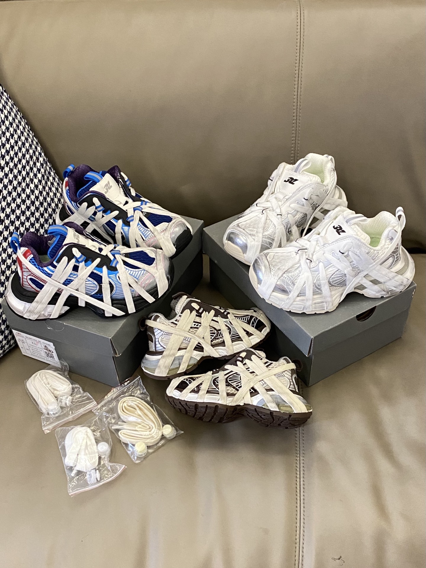 图片[6]-原图直出🌟 这款老爹鞋时尚感爆棚🤗随便一搭就能成为街头焦点💫厚底设计不仅舒适😜还能让宝贝的身材看起来更加修长🤤鞋底防滑耐磨✅-选品中心