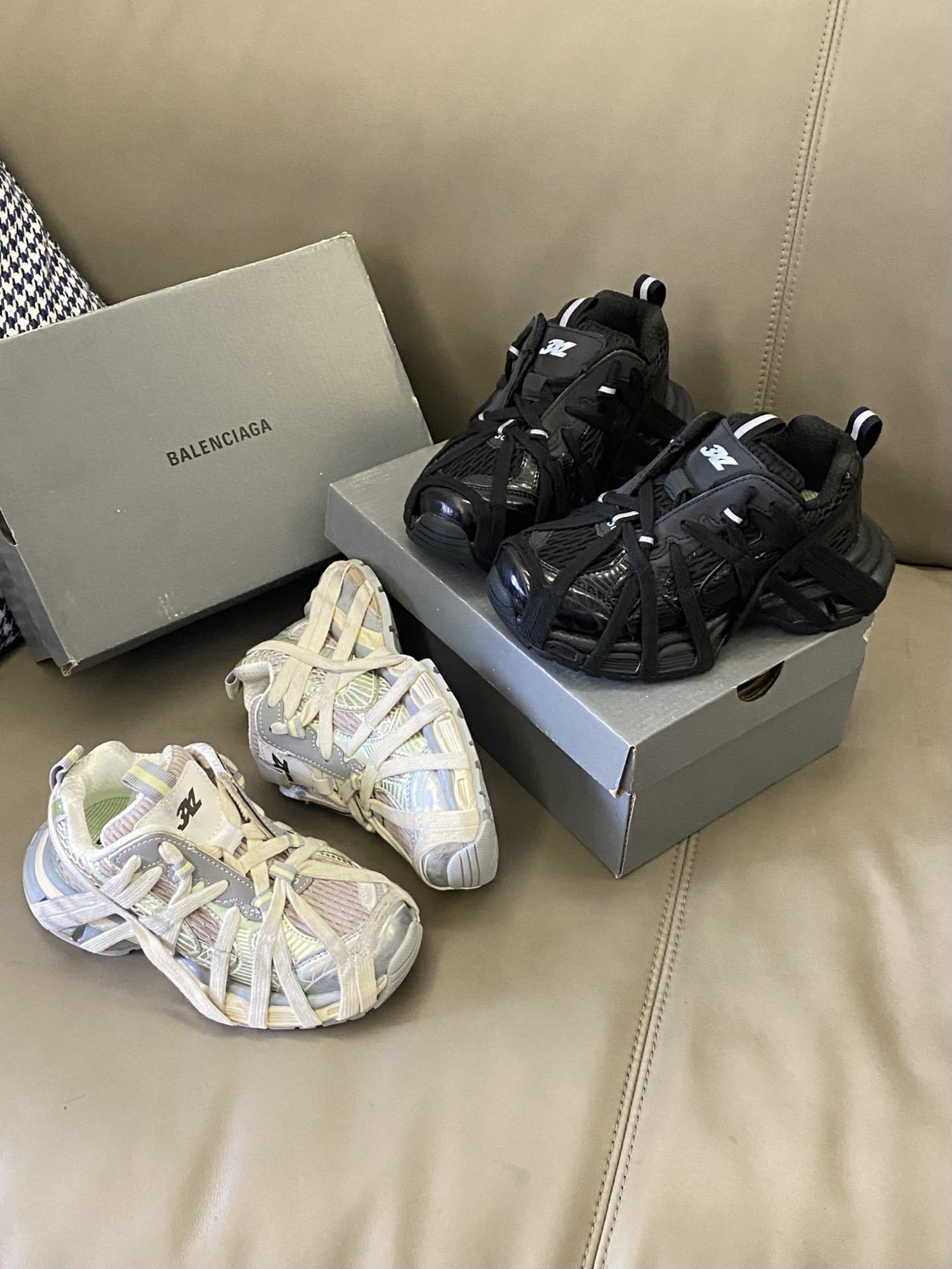 图片[8]-原图直出🌟 这款老爹鞋时尚感爆棚🤗随便一搭就能成为街头焦点💫厚底设计不仅舒适😜还能让宝贝的身材看起来更加修长🤤鞋底防滑耐磨✅-选品中心