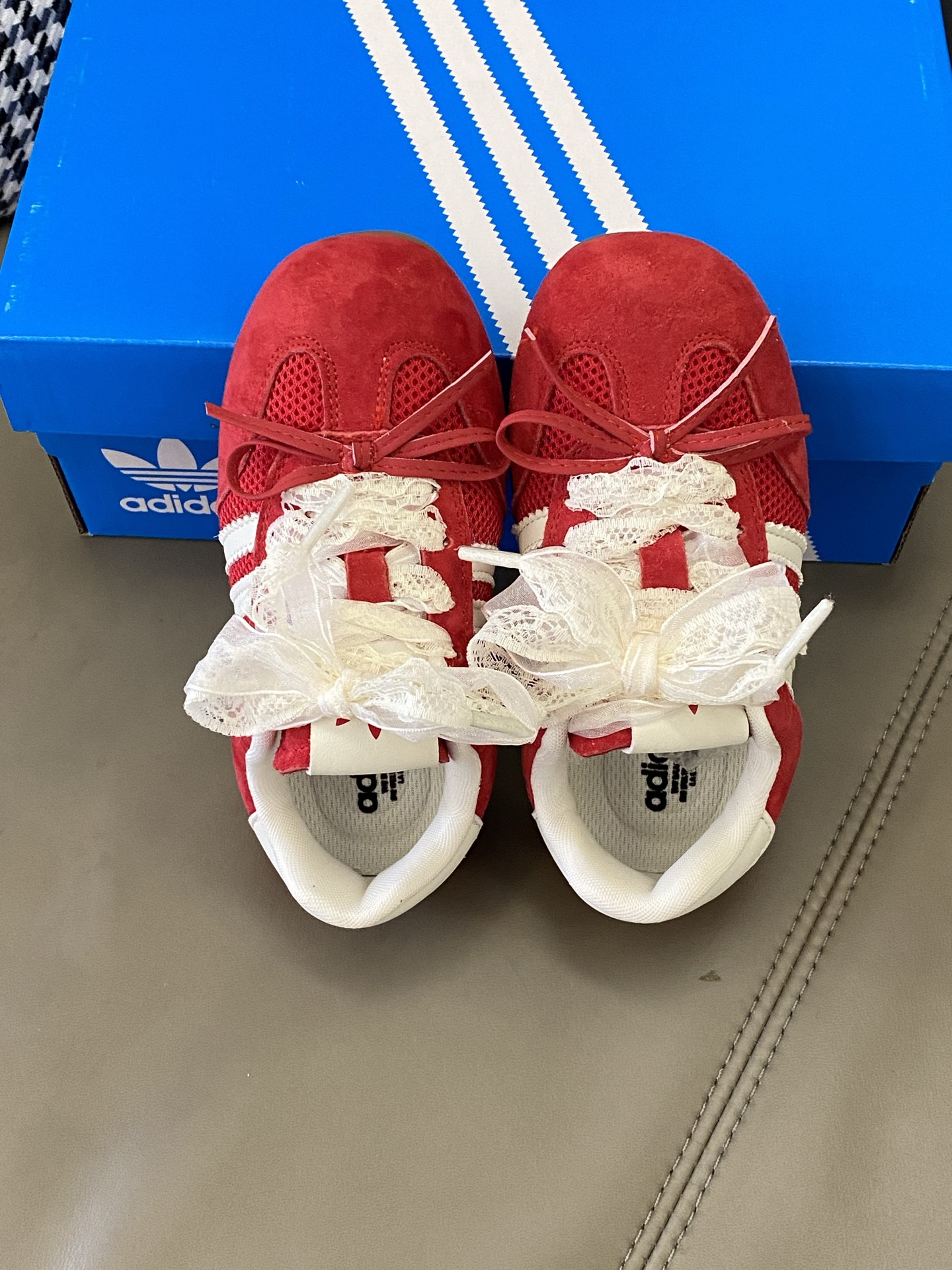 图片[2]-原图直出🌟 整双鞋子采用透气材质，夏日穿着清爽不闷热💦 脚感一绝～舒适性嘎嘎好❗️多巴胺的颜色超有质感😻还很百搭💫千万不要错过了💥-选品中心