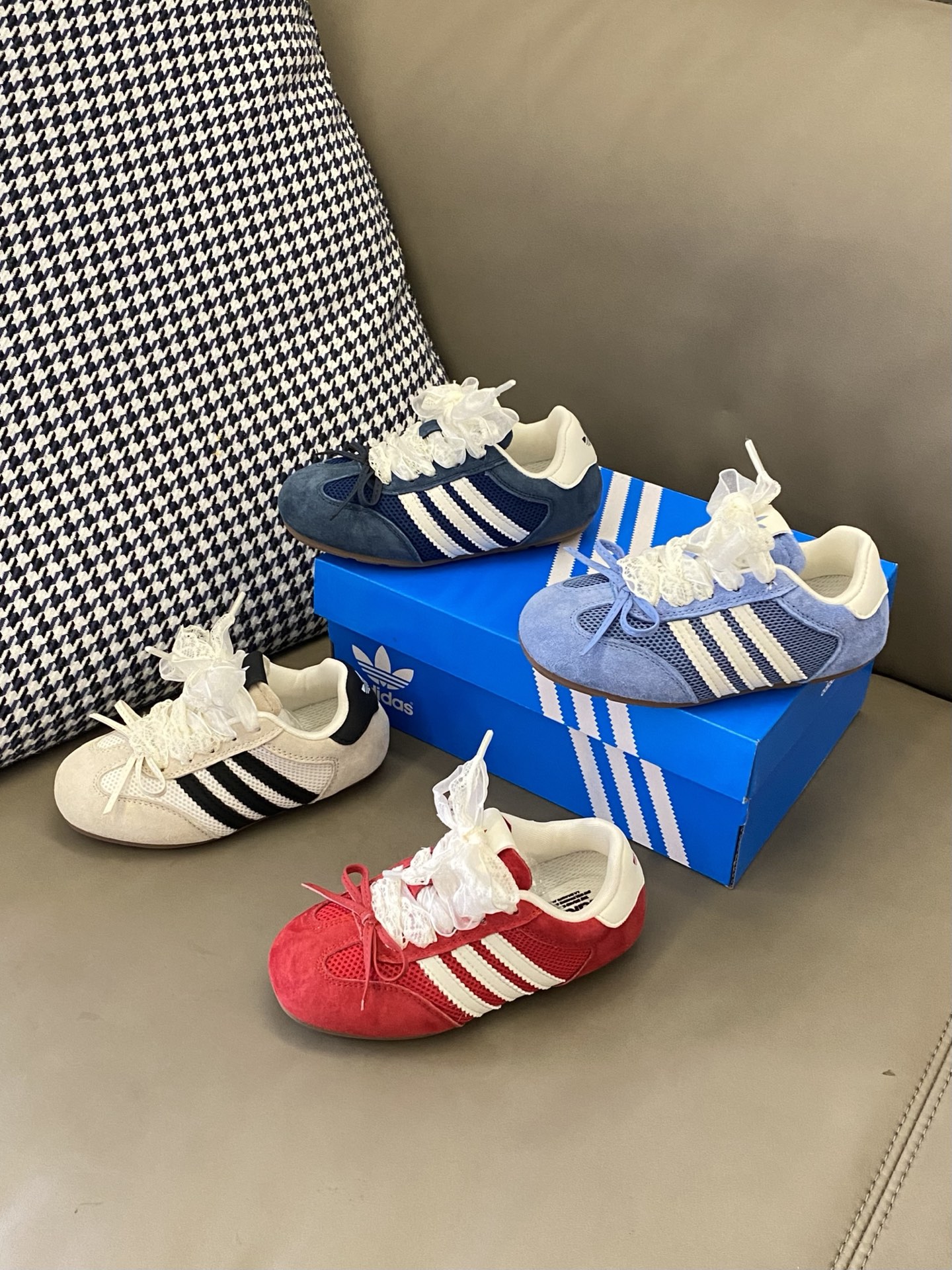 图片[6]-原图直出🌟 整双鞋子采用透气材质，夏日穿着清爽不闷热💦 脚感一绝～舒适性嘎嘎好❗️多巴胺的颜色超有质感😻还很百搭💫千万不要错过了💥-选品中心