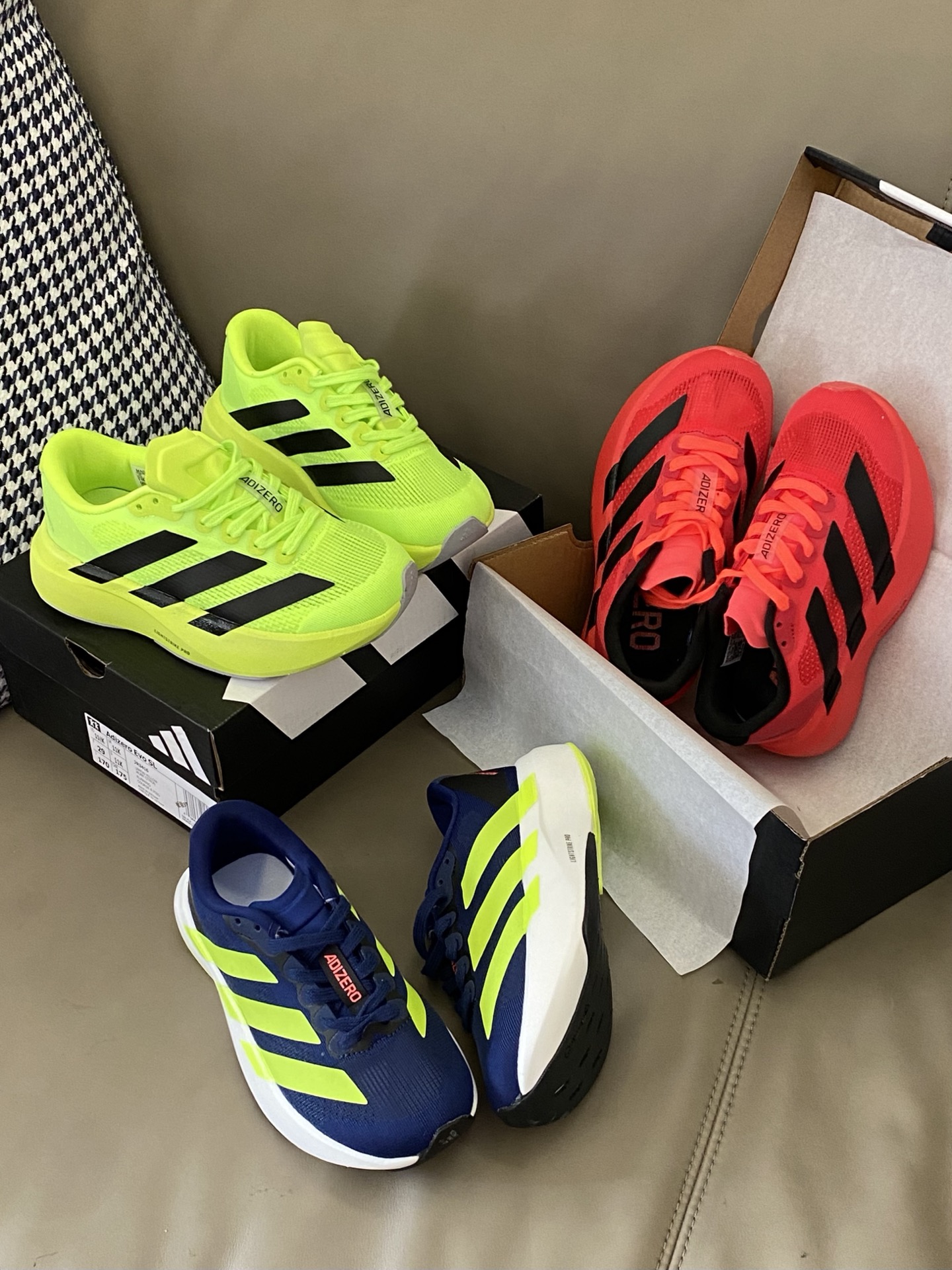 图片[4]-原图直出🌟 近期热门 澎湃脚感 福利一波🔥鞋面采用透气网面示人，不闷脚💨上脚超酷🆒穿这款鞋去跑步吧 很加分哦😇-选品中心