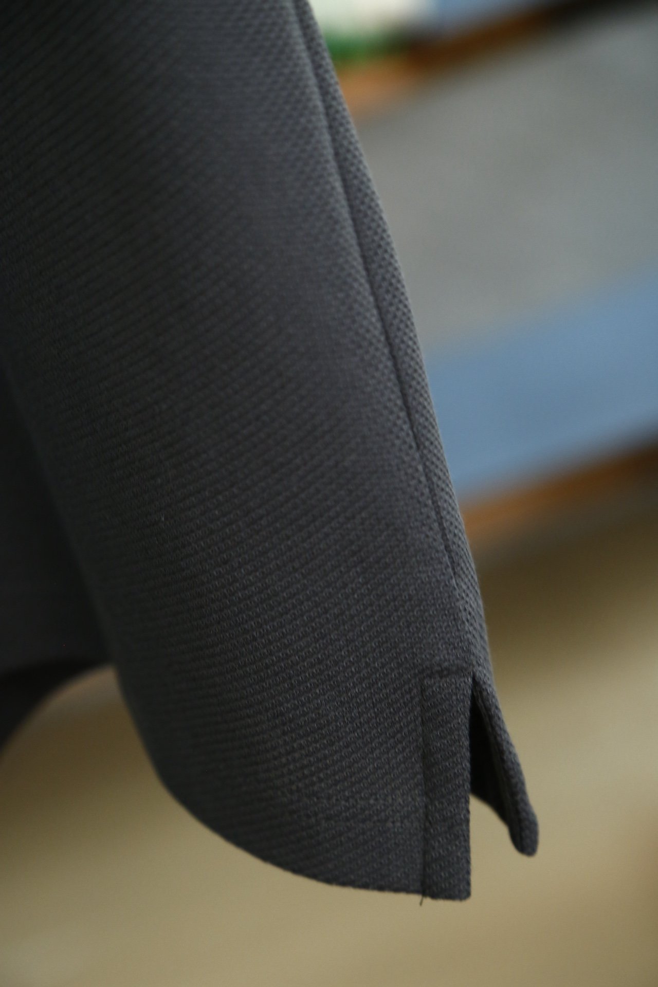 Gucci古奇-翻领面料采用新款特定双珠地工艺水后克重270克以上做工精细工艺复杂品牌特定双G刺绣为主题