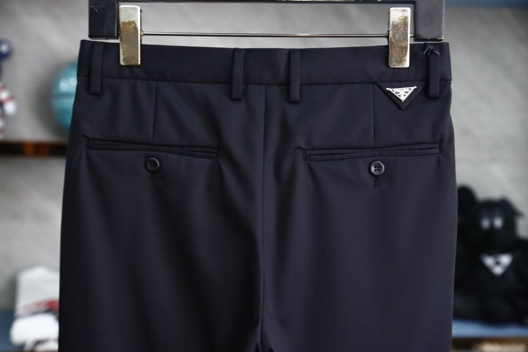 Prada普拉达-2024早春专柜新品同步上市原单订制高品质时尚西裤-超级百搭款独家定制-进口高端棉手感