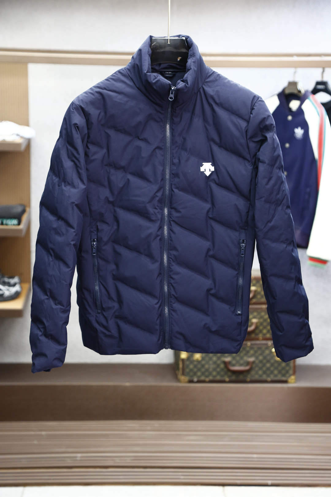 🌟 DESCENTE*迪桑特 24ss秋冬新款羽绒内胆两件套二合一男款羽绒冲锋衣外套
转图必卖的大爆款!