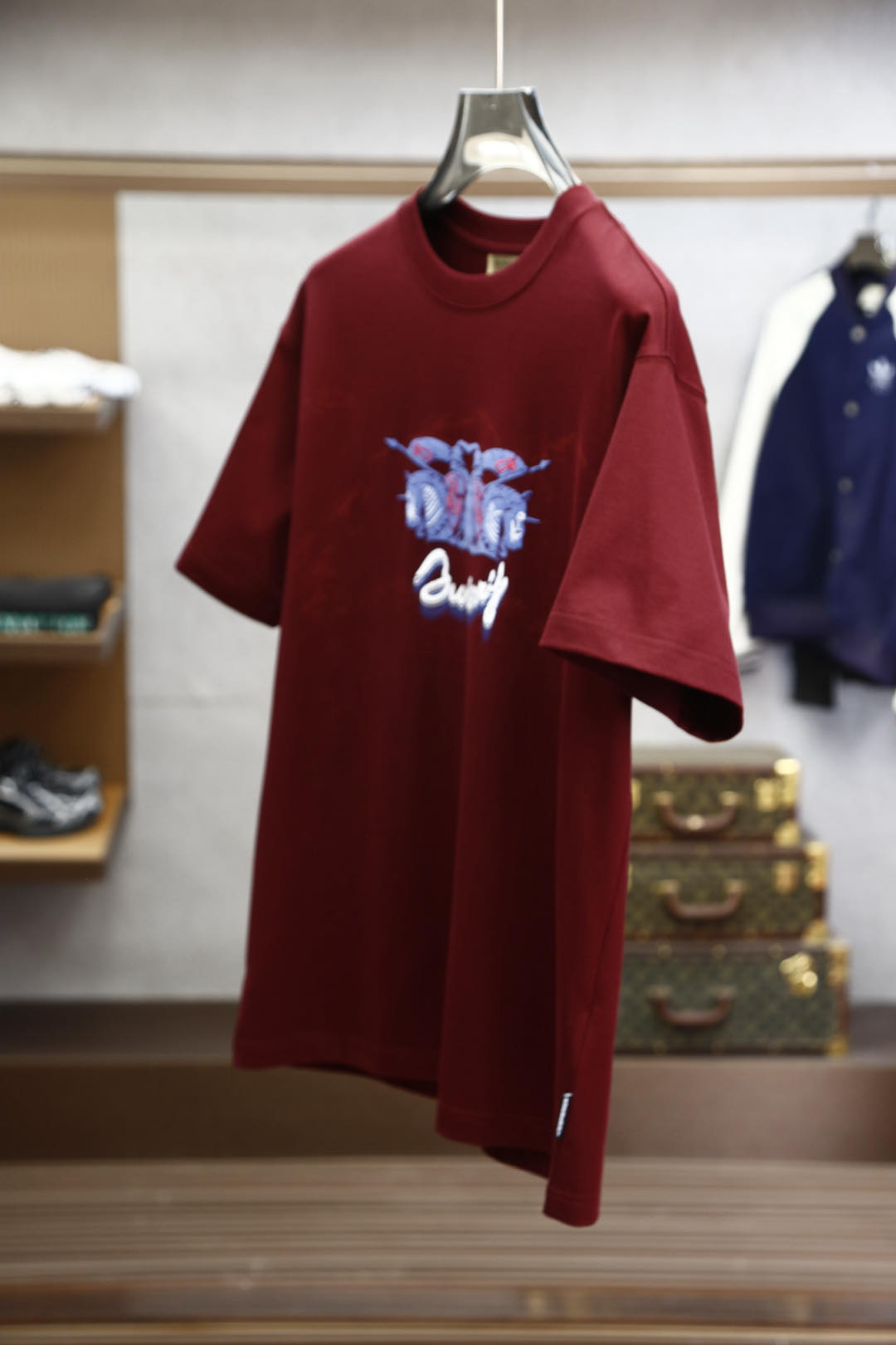，
BBR巴宝莉-2025春夏男士水晶Starfish Blason 短袖T恤，正面饰后面都有Logo印