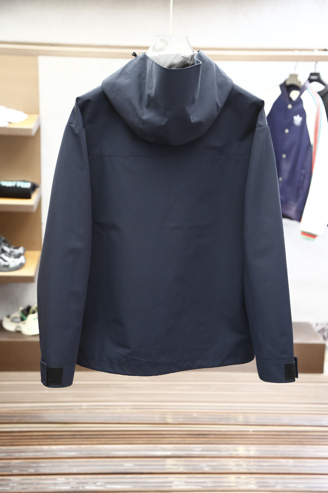 
Gucci古奇/防风衣外套2025SS🪴新品火爆上市啦🎋
 顶尖🌵时尚🌴潮流🎄狠货🌳
🌼🌼
甄选定制高