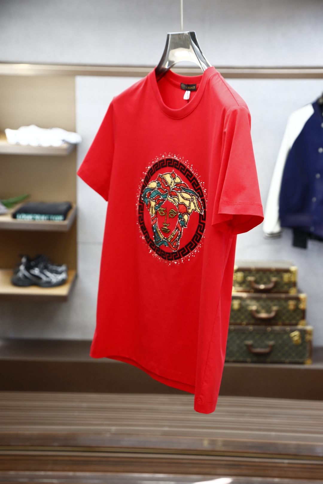 
范思哲Versace-高级成衣 2025新年打底订单系列！熟男 轻熟男 最爱款式 最经典净色通勤百搭帅