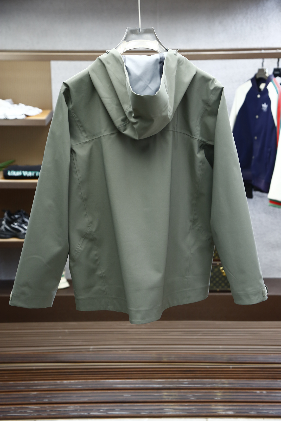 
DESCENTE—迪桑特新款运动休闲三色软壳冲锋衣，原版1.1顶级打造，100分还原，进口软壳面料舒适