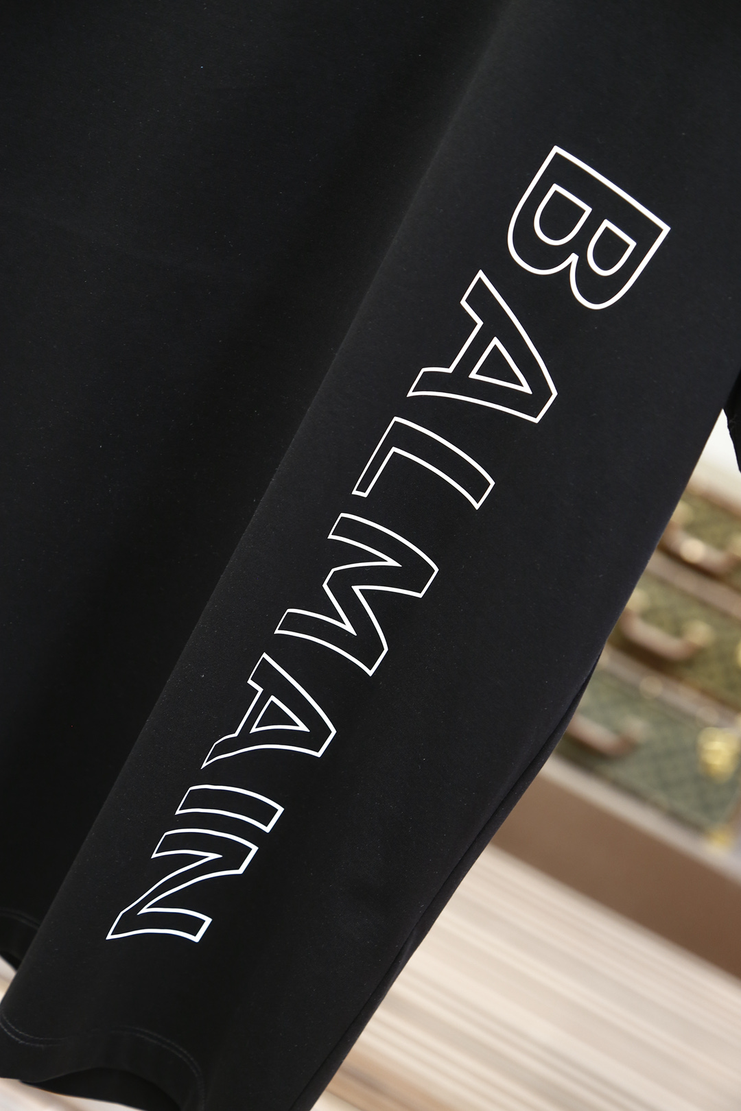 Balman 2025 Men’s Silk T-shirts with Classic Logo Design and Mordon-style Profile - 图片 4