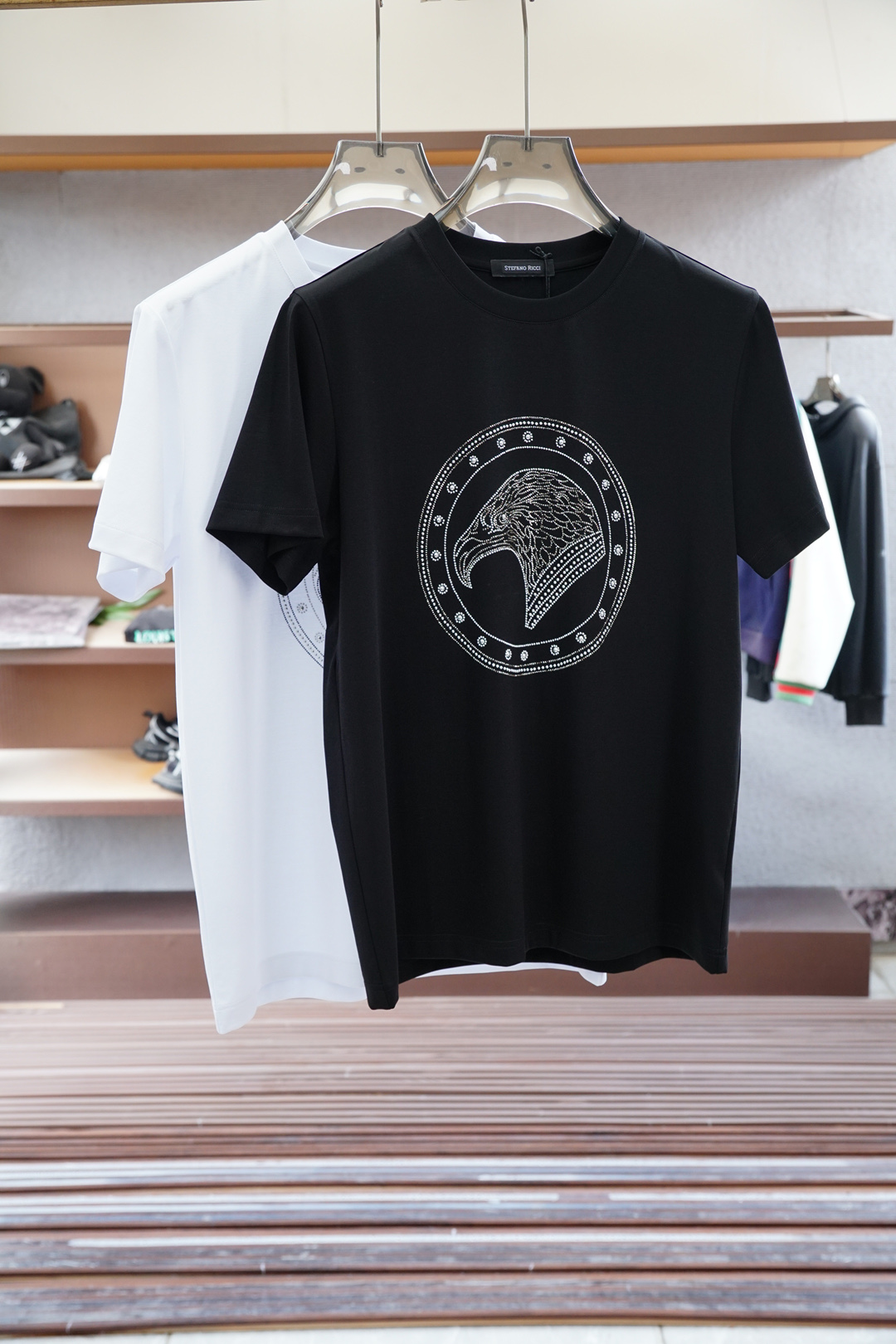 Mordon Men’s 2025 Silk Shirts Collection: Stylish, Two-Sided Designs in 2 Colors.