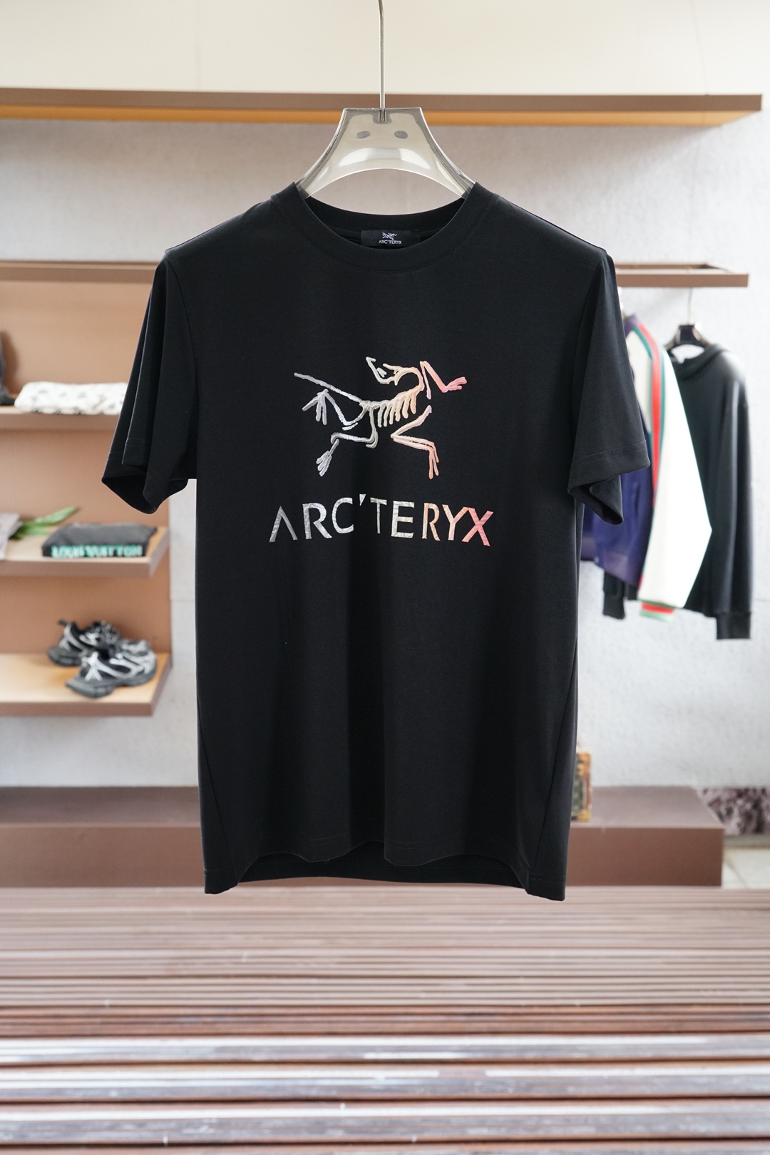 “Steven 2025 Men’s Silk Shirts and T-Shirts Collection with Logo Embroidery” - 图片 2