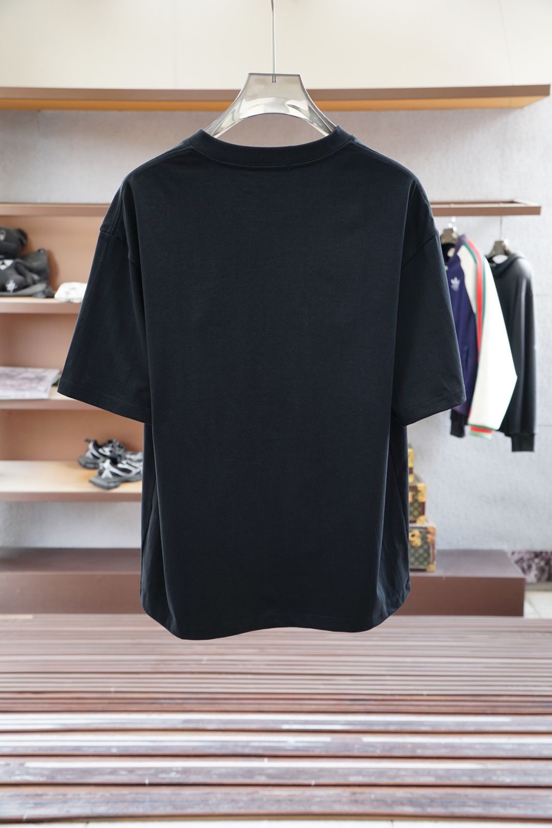 Richard Mille’s Exclusive High-End Custom Short Sleeve Shirt Collection: Luxury Fabric, Fine Craftsmanship, Premium Comfort - 图片 3