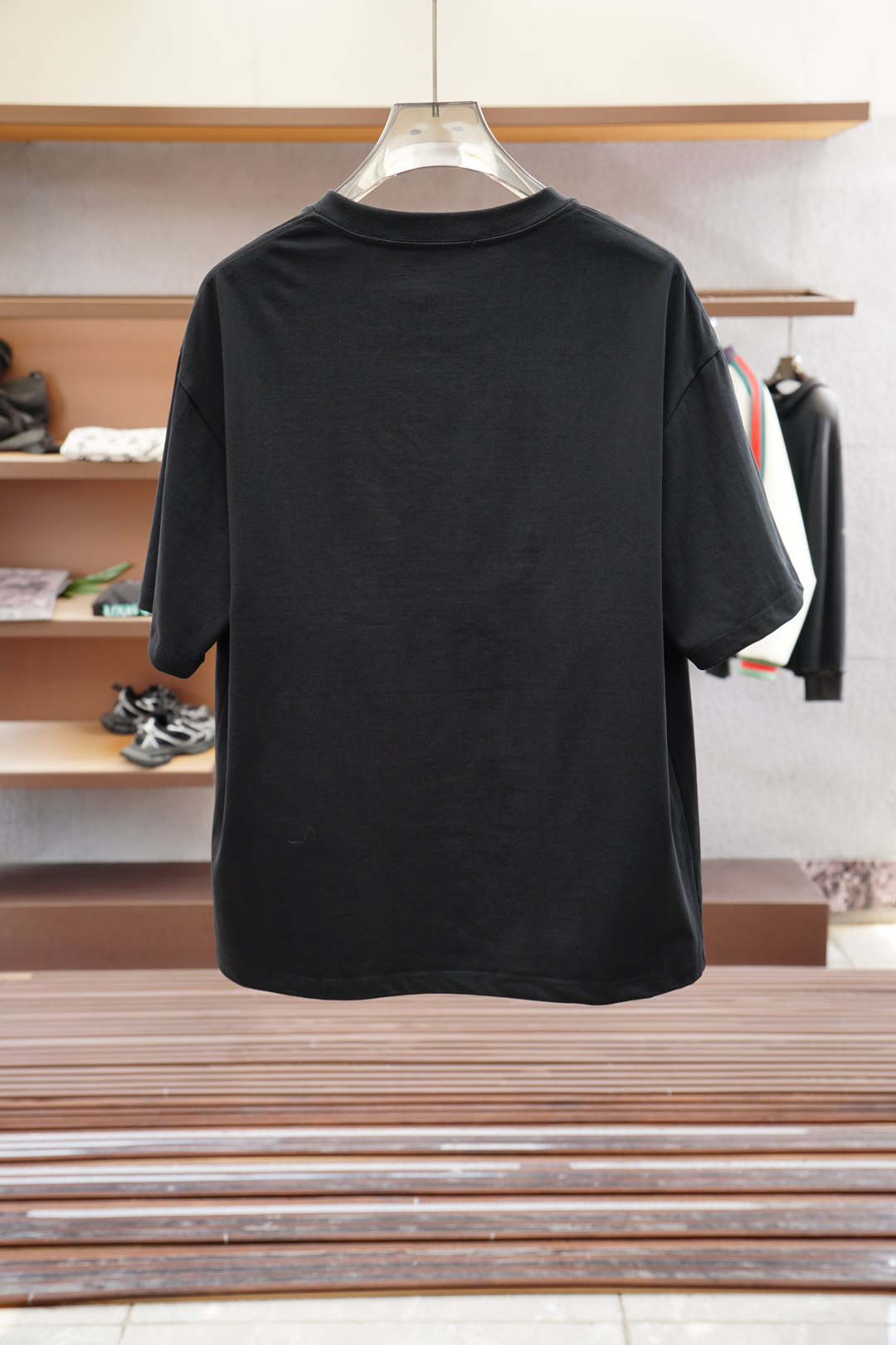 Richard Mille’s Exclusive High-End Custom Short Sleeve Shirt for Men in Cashmere Fabric. - 图片 3