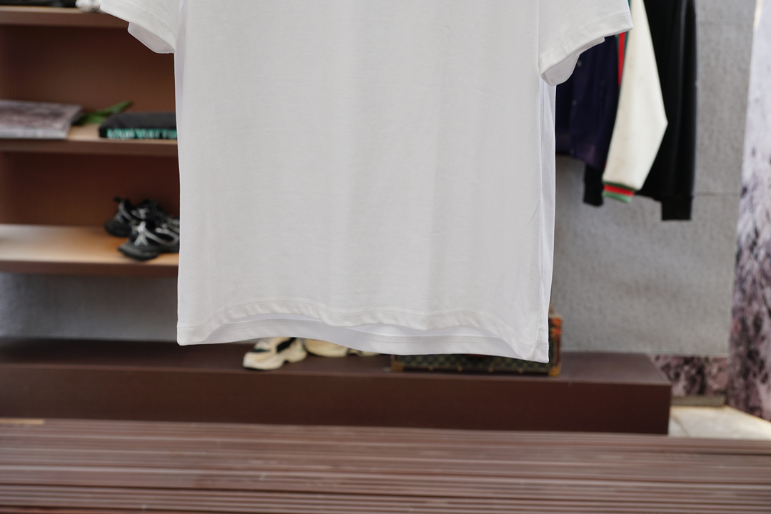 High-end Exclusive Male Leisure Short Sleeves: Imported Fabrics, Super-Sweet and Refined Works. - 图片 6