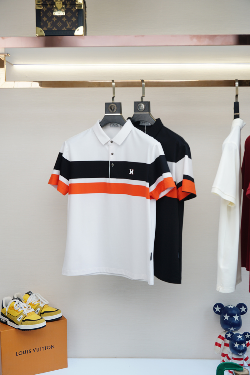 NO:502017,Hermes - a big recommendation!  2025 Early Spring. New products for sale in counters. Fashionable high-end men's clothing Polo - chest logo is fashionable / imported with extremely high density mercerized beads, extremely skin-friendly and comfortable. It feels very delicate to touch, has a good texture, is soft and breathable. It is a very good overall style. It is completely fine to wear it alone. If you like it, you can stock up in advance!  Hurry up and grab it. Size (on M/4XL) pick up the next day., hermes, hermes, alexander wang19860909Hermes 爱马仕-重磅推荐！2025早春.新品 专柜在售 时尚高端男装Polo-胸前Logo个性时尚/进口顶极高密度丝光珠地,极为亲肤舒适 摸上去非常的细腻,质感很好,舒软透气,整体非常不错的一款,内搭单穿都完全没问题,喜欢的亲也可以提早囤货！赶紧下手抢吧.尺码（于M/4XL）隔天取货.,,hermes,hermes,alexander wang,Men's clothing