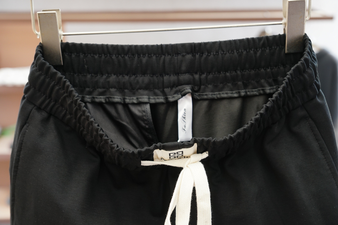 2025 Summer Men’s Leisure Pants: Comfortable, Stylish, and Versatile in Black - 图片 9
