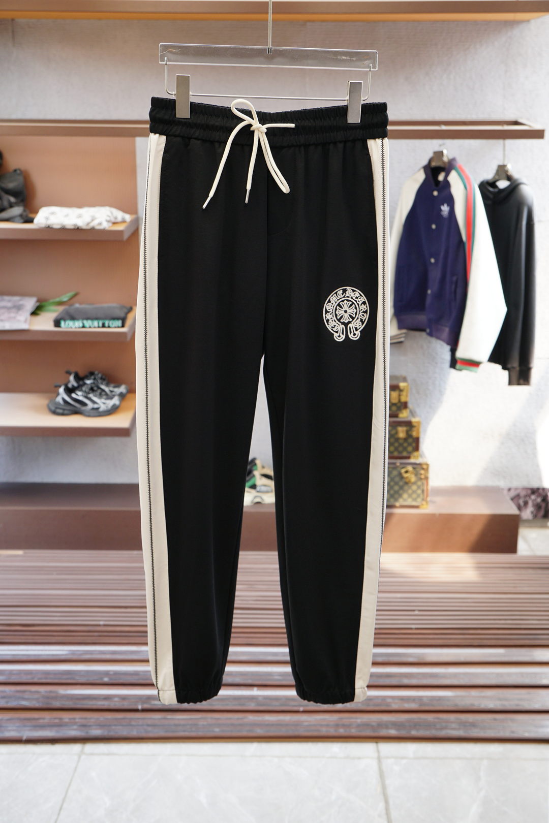 2025 Summer Men’s Leisure Pants: Comfortable, Stylish, and Versatile in Black - 图片 1