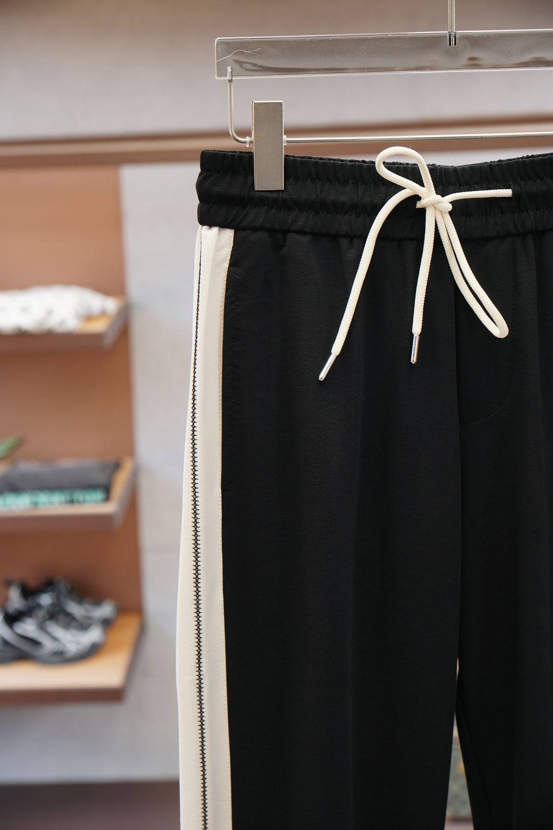 2025 Summer Men’s Leisure Pants: Comfortable, Stylish, and Versatile in Black - 图片 4