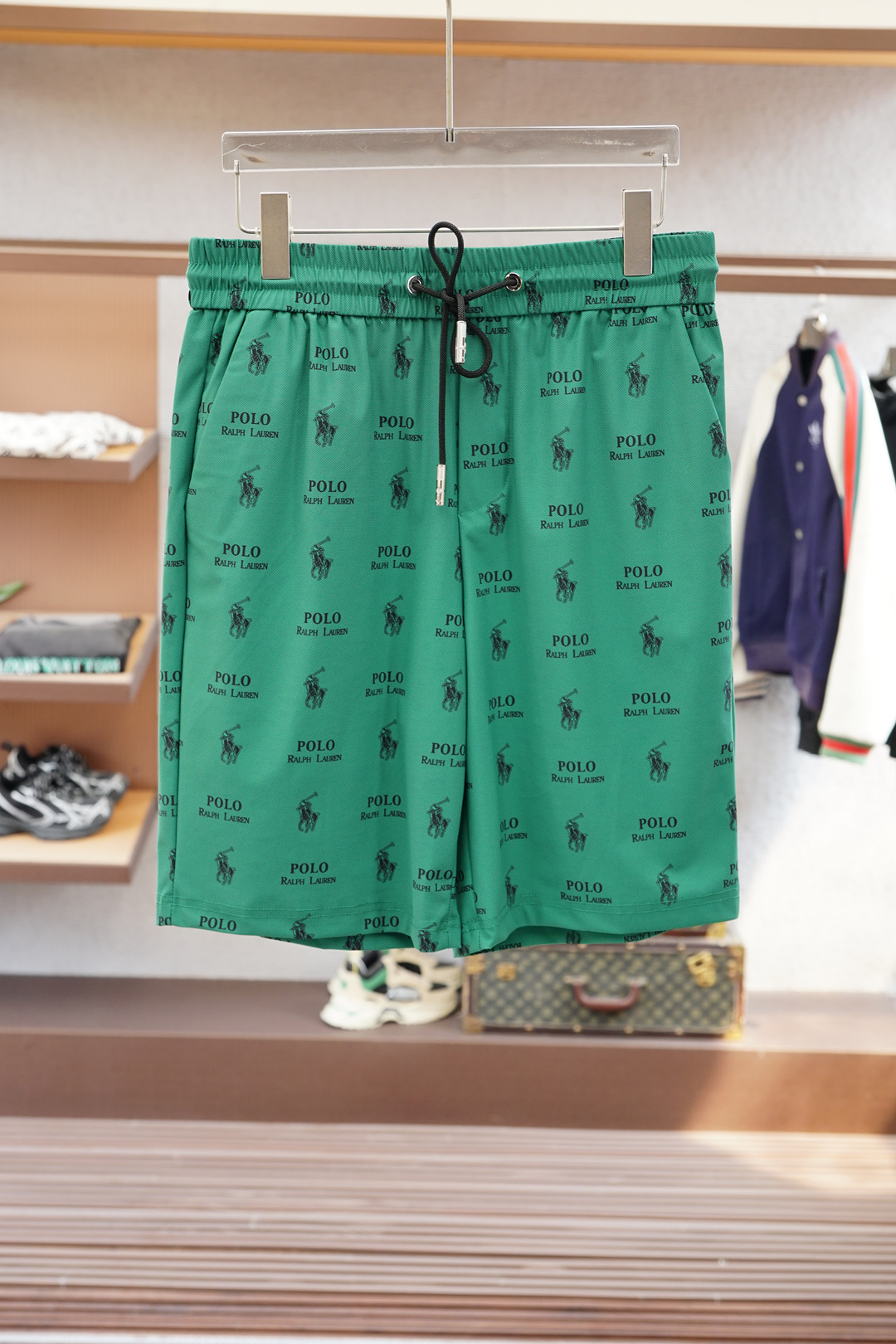 “Summer Male Stylist Designs: Cool Ice Cotton Shorts with Antibacterial Finish” - 图片 1
