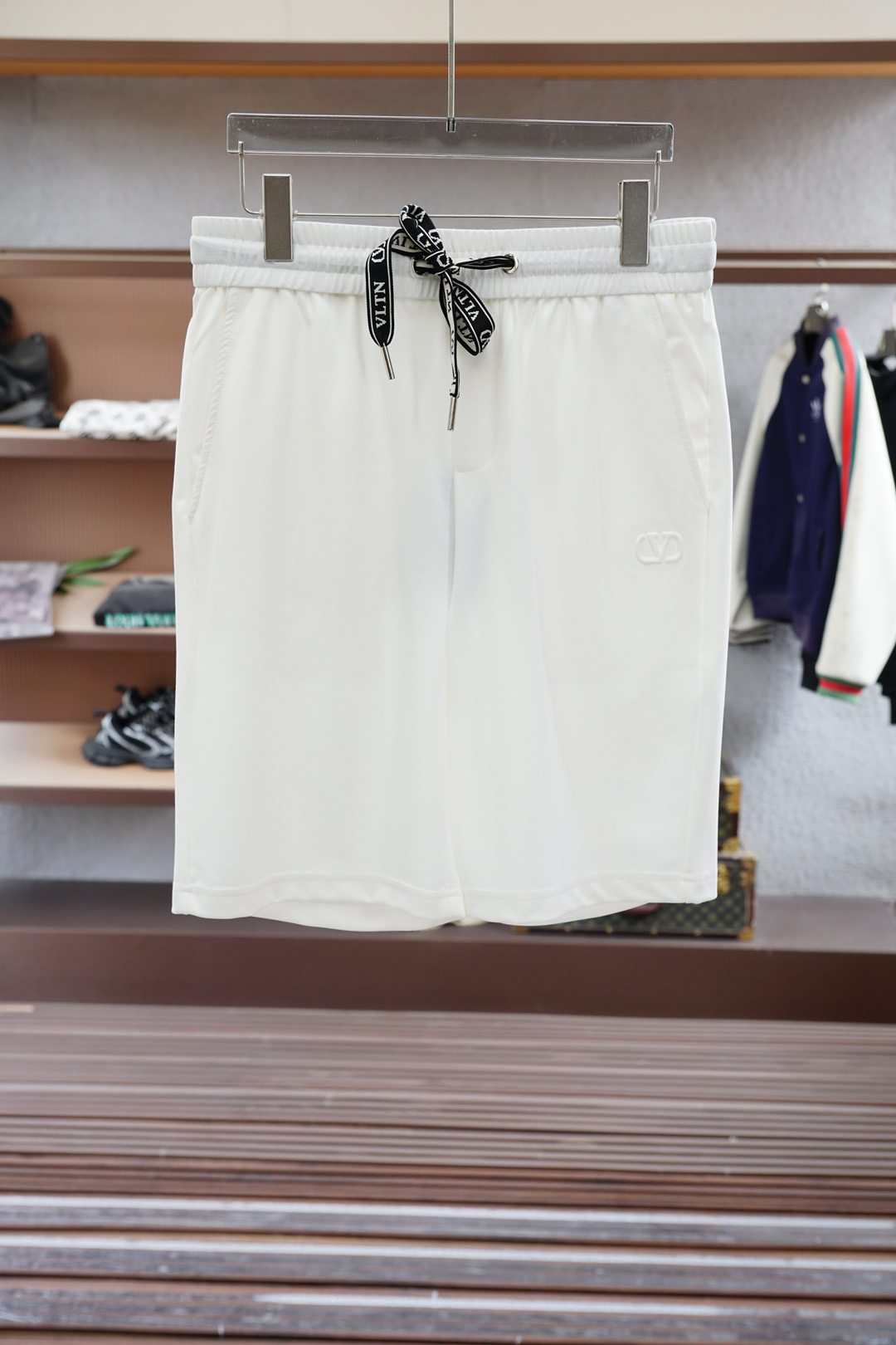 Valentino Summer Male Stylish Retrospective Design with Icy Cotton, Custom Ice Cream Shorts - 图片 1