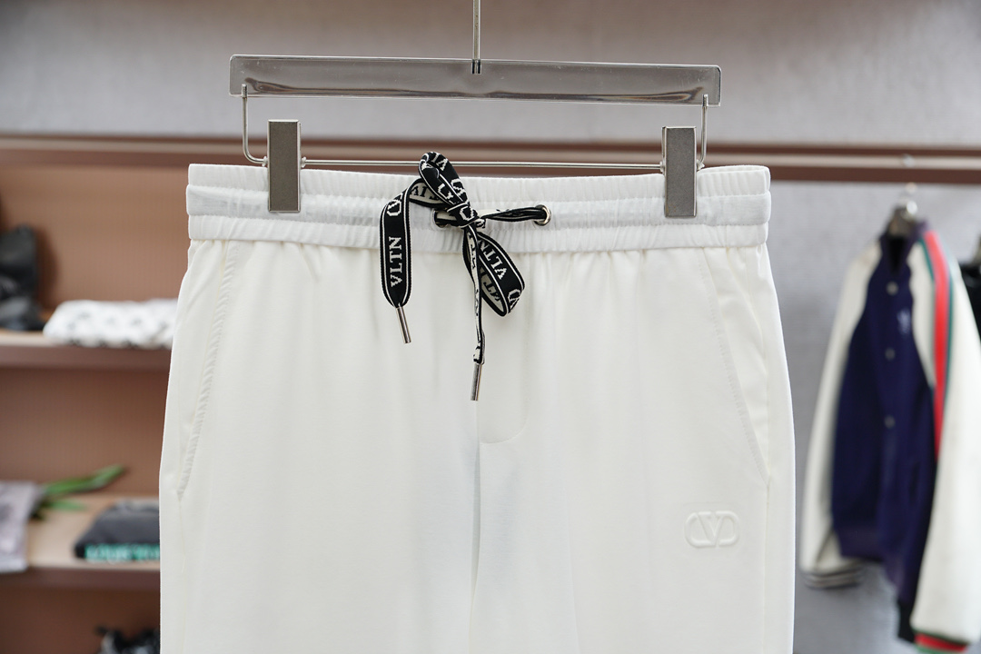 Valentino Summer Male Stylish Retrospective Design with Icy Cotton, Custom Ice Cream Shorts - 图片 2