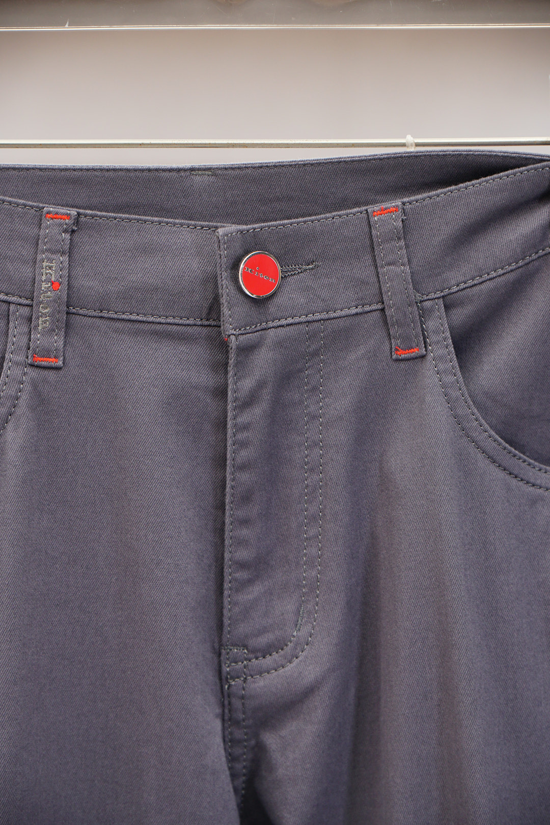 P650 Kiton Recreational Jeans: Cozy, Stylish, and Versatile for Dynamic Travel - 图片 6