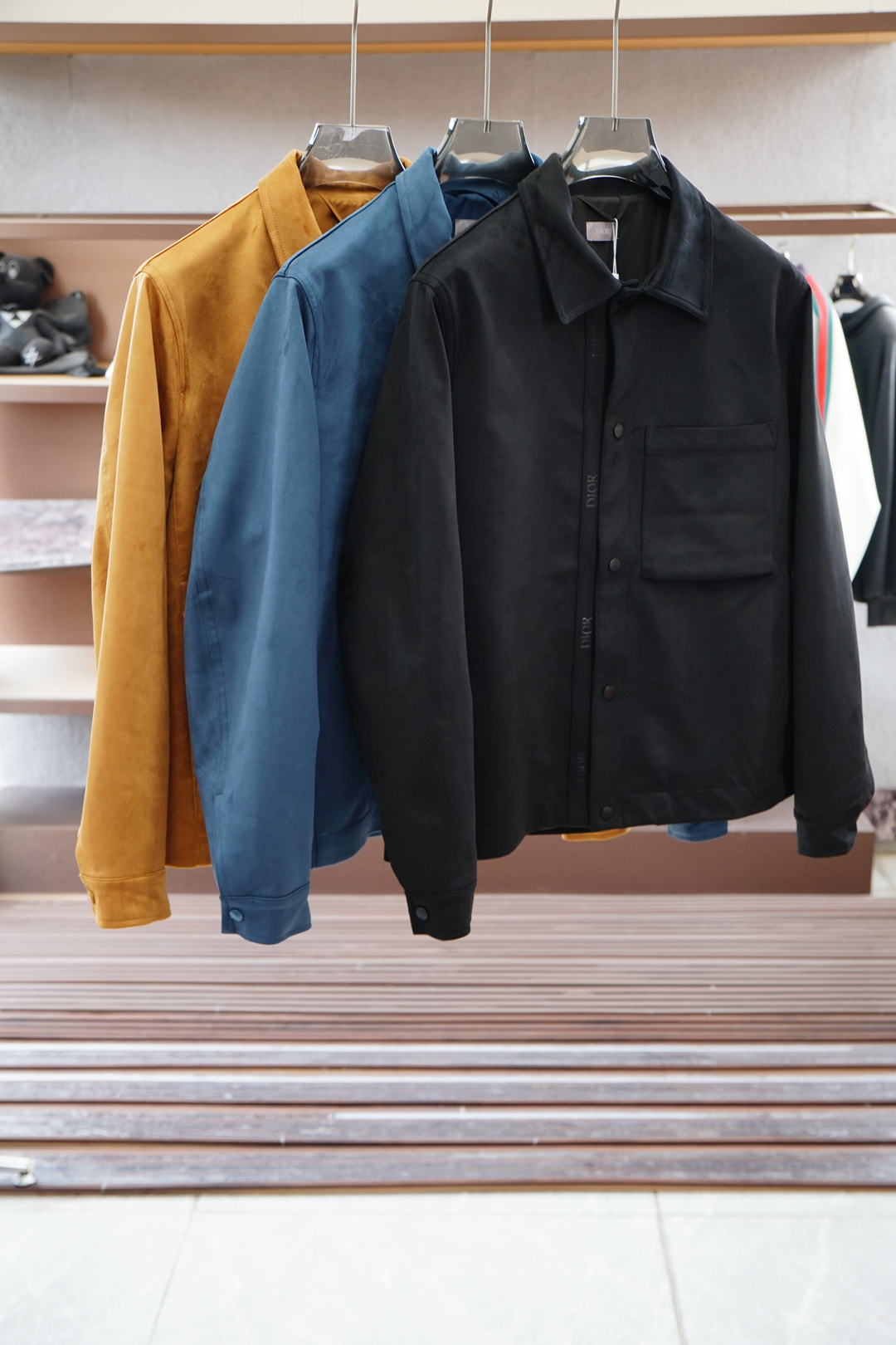 NO:540123,Dior/DIOR 2025SS Autumn and Winter Classic Embossed Sheepskin Velvet Jacket, original version purchased and developed, and compare any version on the market at will!  SizeS M L XL XXL,,dior,dior,jackets & coats,sheepskin,alexander wang19860909迪奥/DIOR 2025SS 秋冬经典压花羊皮绒外套, 原版购入开发,随意对比市面任意版本！ SizeS M L XL XXL,,dior,dior,jackets & coats,sheepskin,alexander wang,Men's clothing