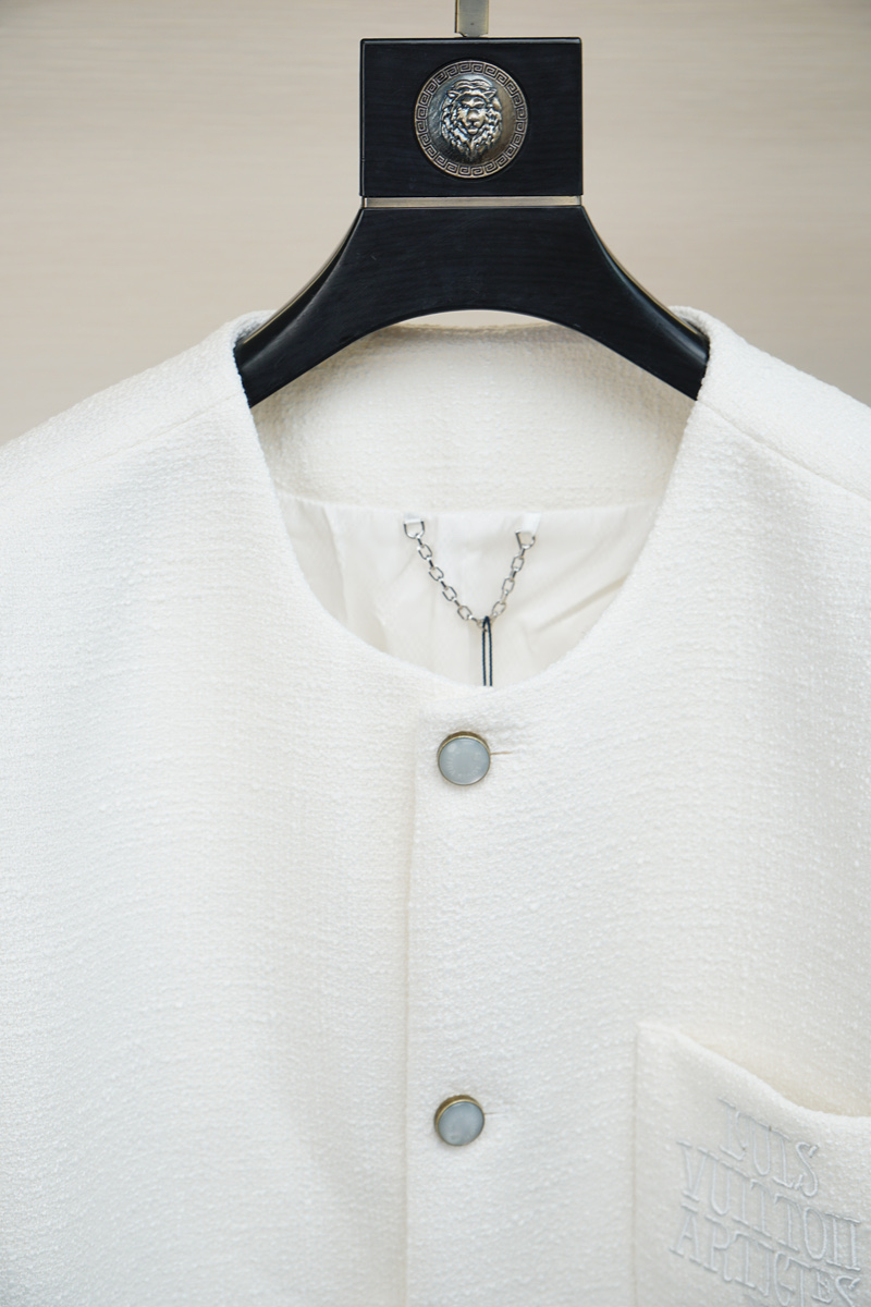 Louis Vuitton Men’s Fragrance Suit: High-Quality, Impeccable Design, Delicate and Soft Hands – 2025 Collection - 图片 6