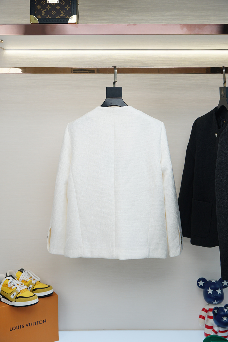 Louis Vuitton Men’s Fragrance Suit: High-Quality, Impeccable Design, Delicate and Soft Hands – 2025 Collection - 图片 9