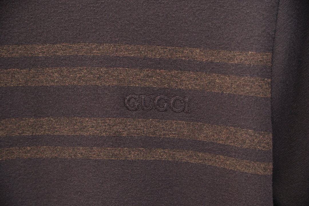 Gucci 古奇🍐2025ss秋冬专柜同款同步上新短袖醋酸天丝羊毛针织面料 一体起脚针织 高端人士必备单