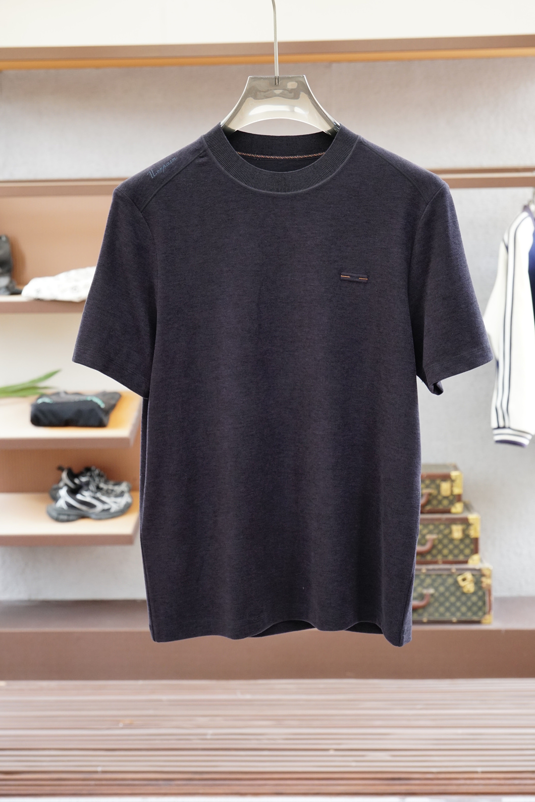 
杰尼亚/高级成衣 2025秋冬打底系列！熟男 轻熟男 最爱款式 最经典净色通勤百搭帅气的圆领短袖打底衫