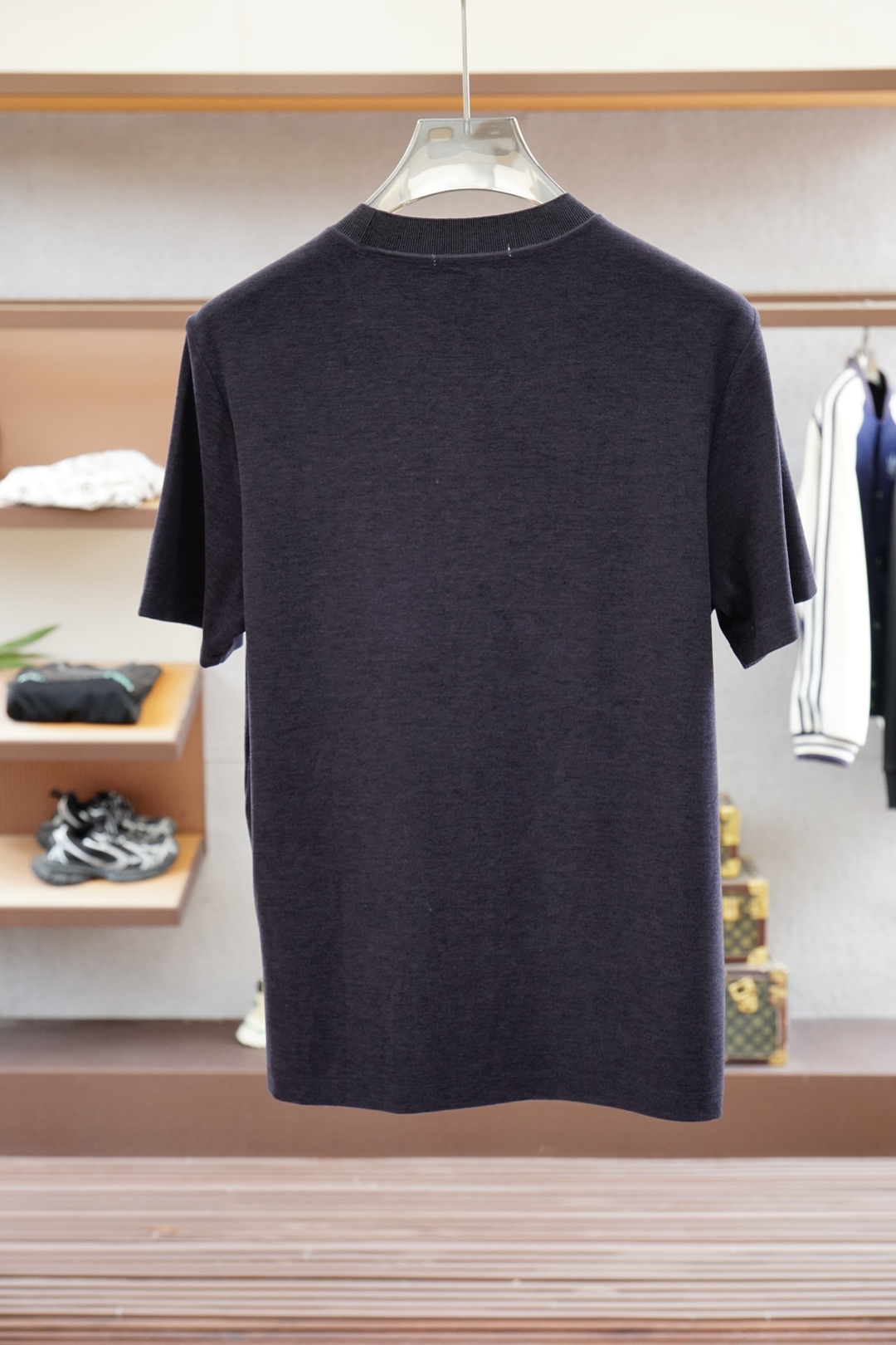 
杰尼亚/高级成衣 2025秋冬打底系列！熟男 轻熟男 最爱款式 最经典净色通勤百搭帅气的圆领短袖打底衫