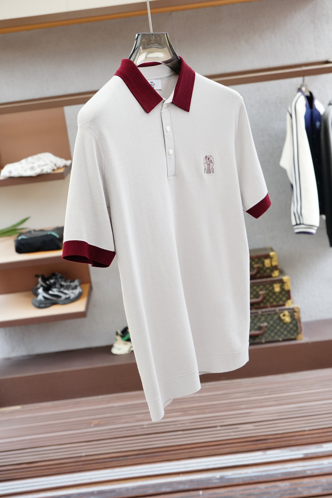 
lP🆕-🍐2025ss秋冬专柜同款同步上新短袖醋酸天丝羊毛针织面料 一体起脚针织 高端人士必备单品，懂