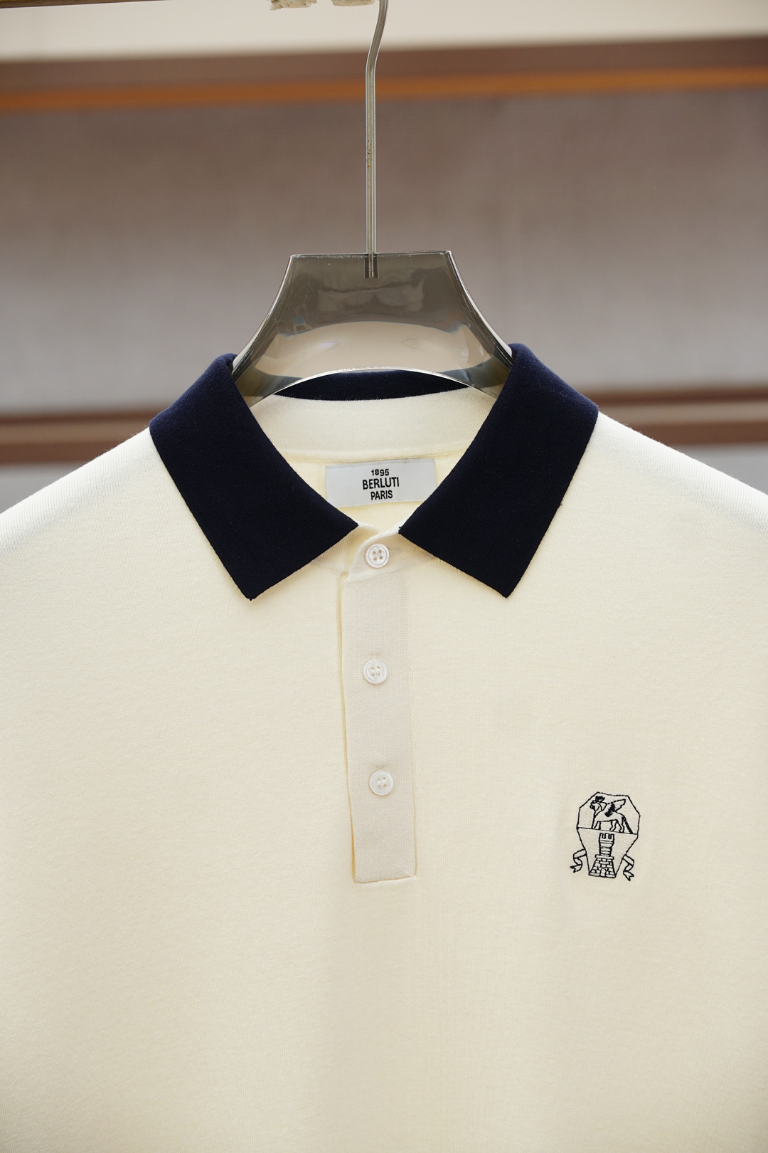 
lP🆕-🍐2025ss秋冬专柜同款同步上新短袖醋酸天丝羊毛针织面料 一体起脚针织 高端人士必备单品，懂