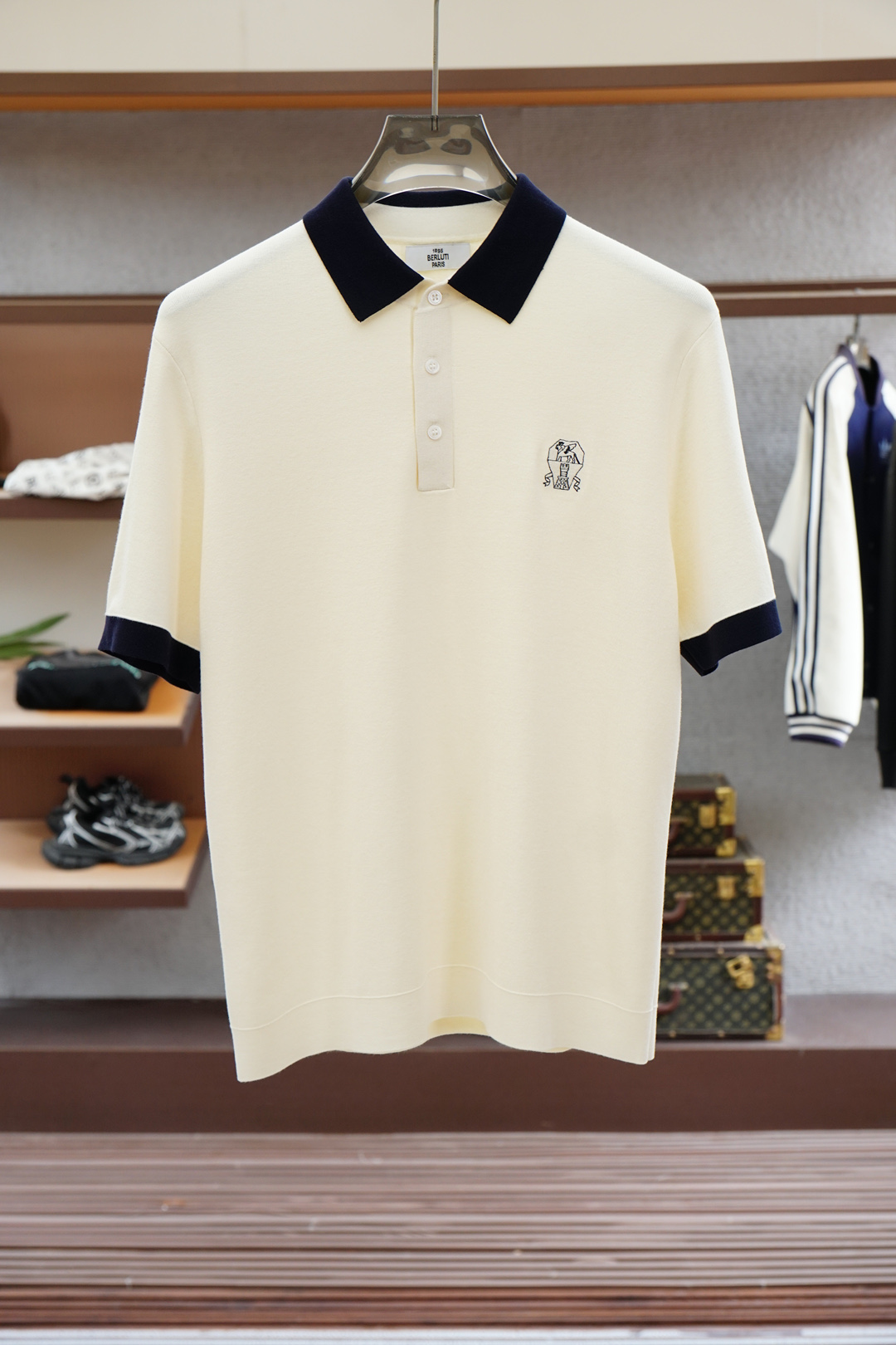 
lP🆕-🍐2025ss秋冬专柜同款同步上新短袖醋酸天丝羊毛针织面料 一体起脚针织 高端人士必备单品，懂