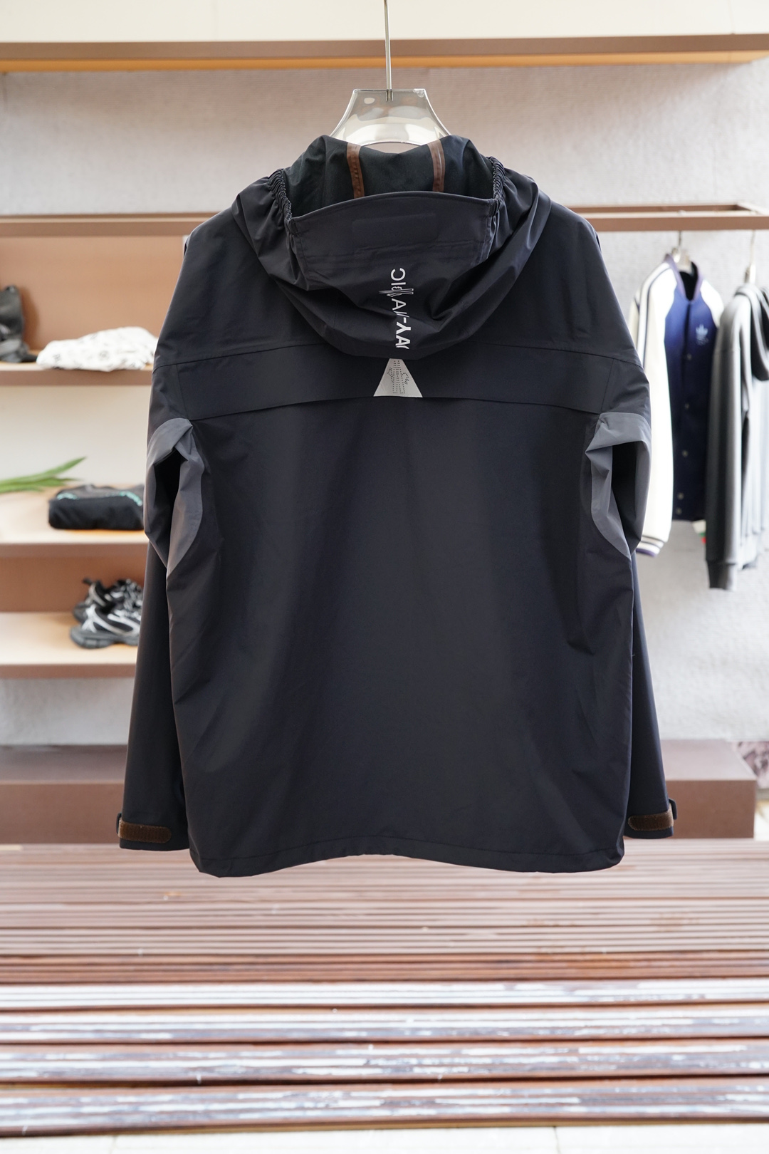 
蒙口/Moncler 盟可睐 早秋新品Orden男士户外连帽夹克外套  专业级高端户外夹克 秋冬着手上