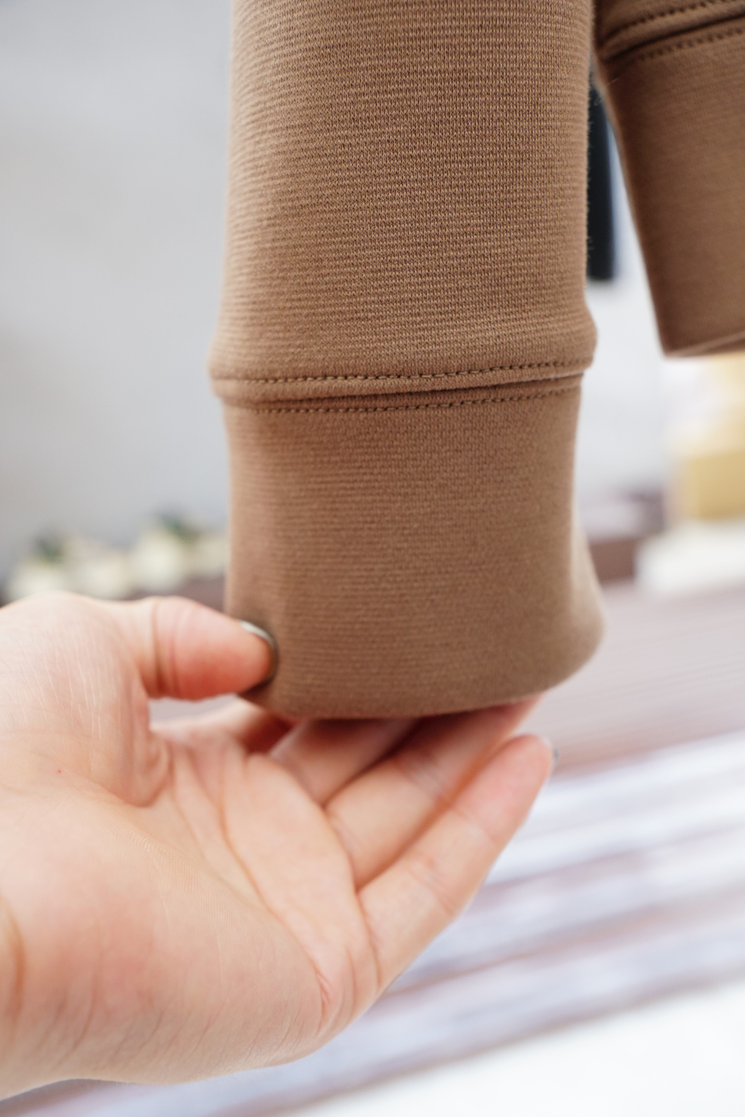 
马吉拉/秋冬新款系列#🍂
MMM Margiela 2025 秋冬新品上市
清爽的三色戴帽设计，立体3