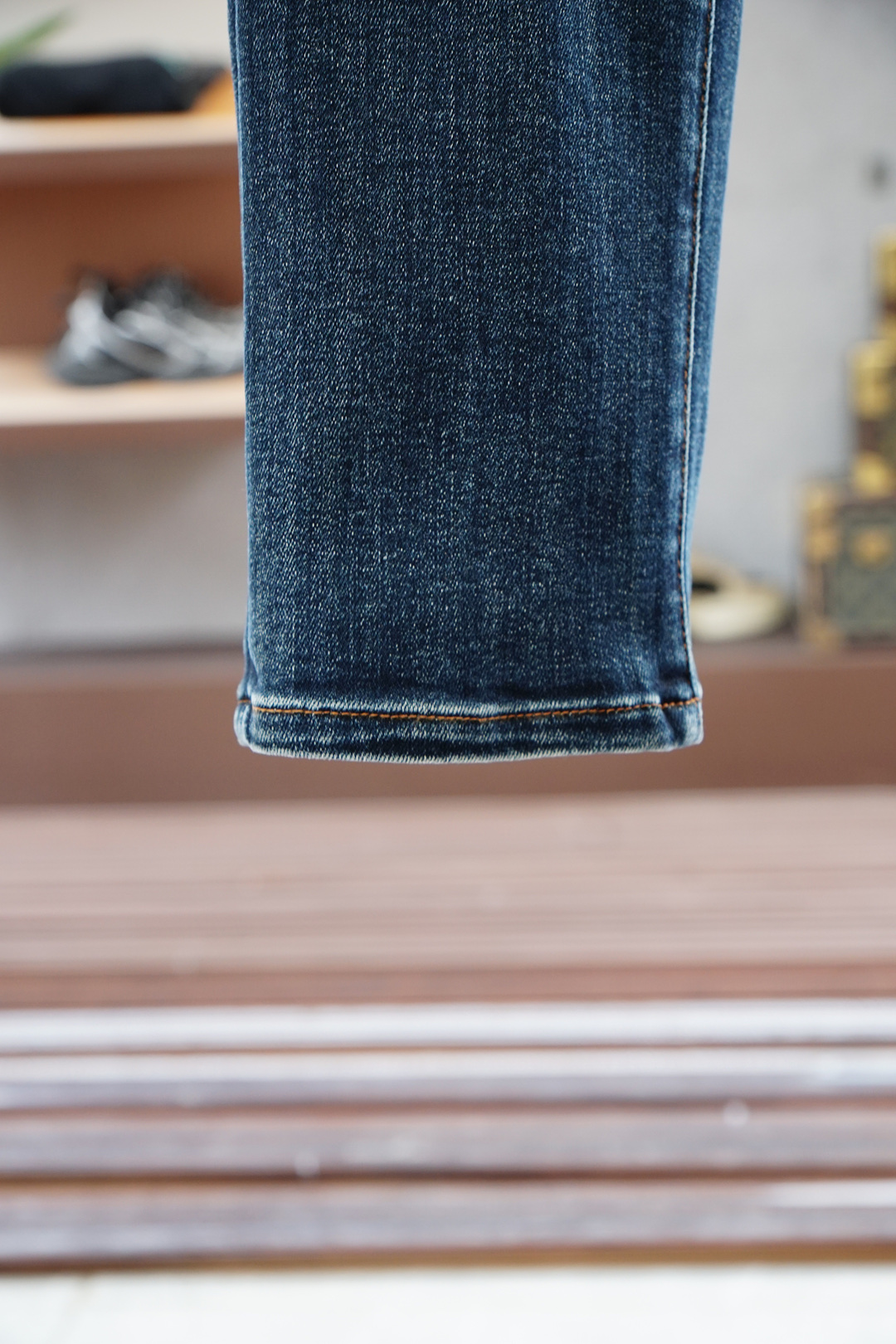 
BBR 巴宝莉/新款来袭早秋新款新款休闲裤牛仔裤，高端定制系列。进口高密度纯棉加沙洗工艺舒适柔软亲肤，