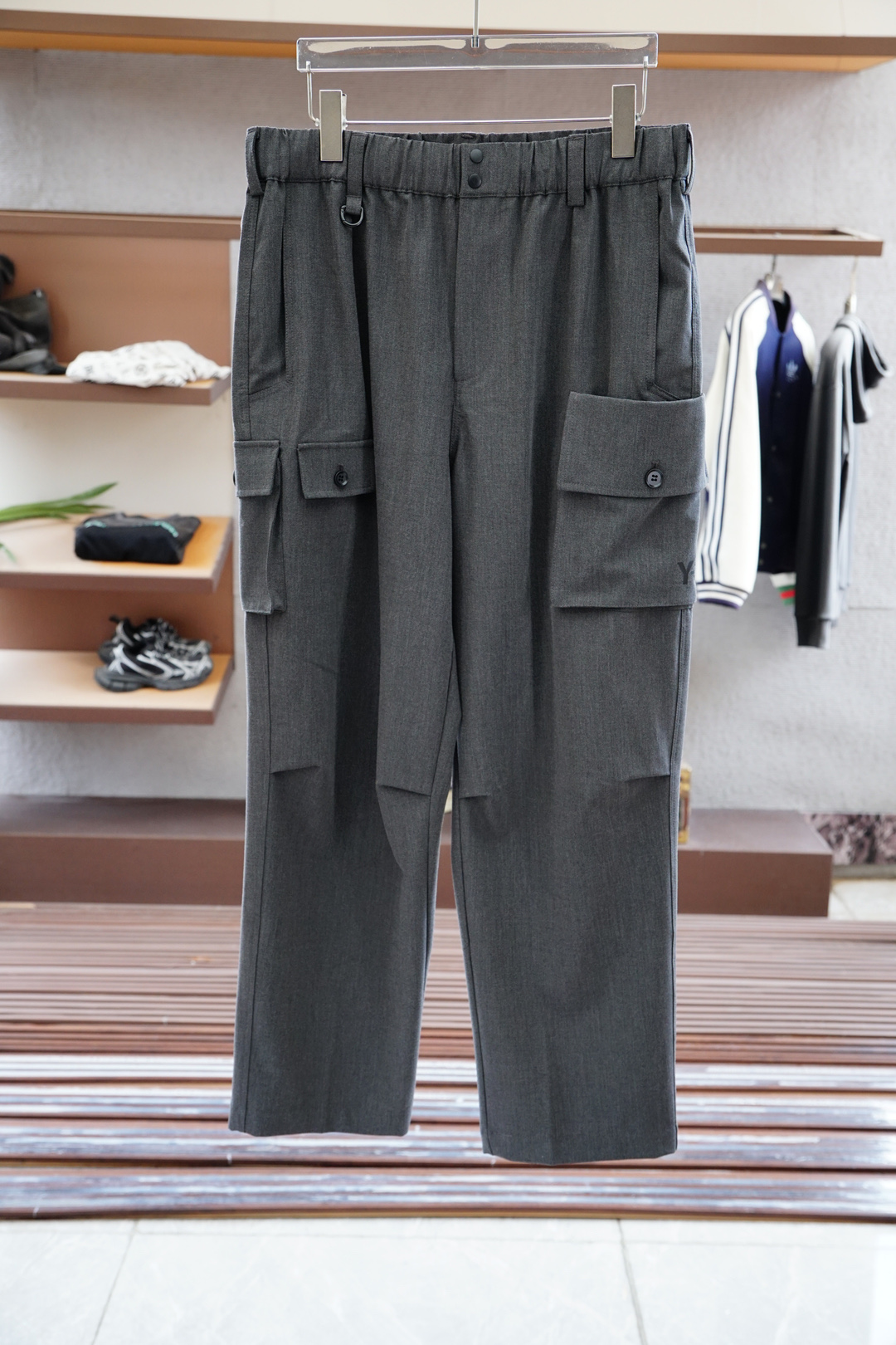 
Y3-秋冬秀场新款系列
Yohji Yamamoto山本秋冬新品
精选69%聚氨酯纤维➕18%弹力粘纤