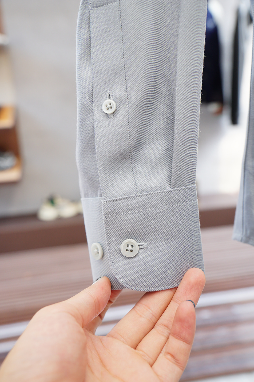 Hermes爱马仕-2025 Fw秋冬新款系列🍂#H圆形绣花标志三色长袖衬衣每年都会出这种经典款的单品，