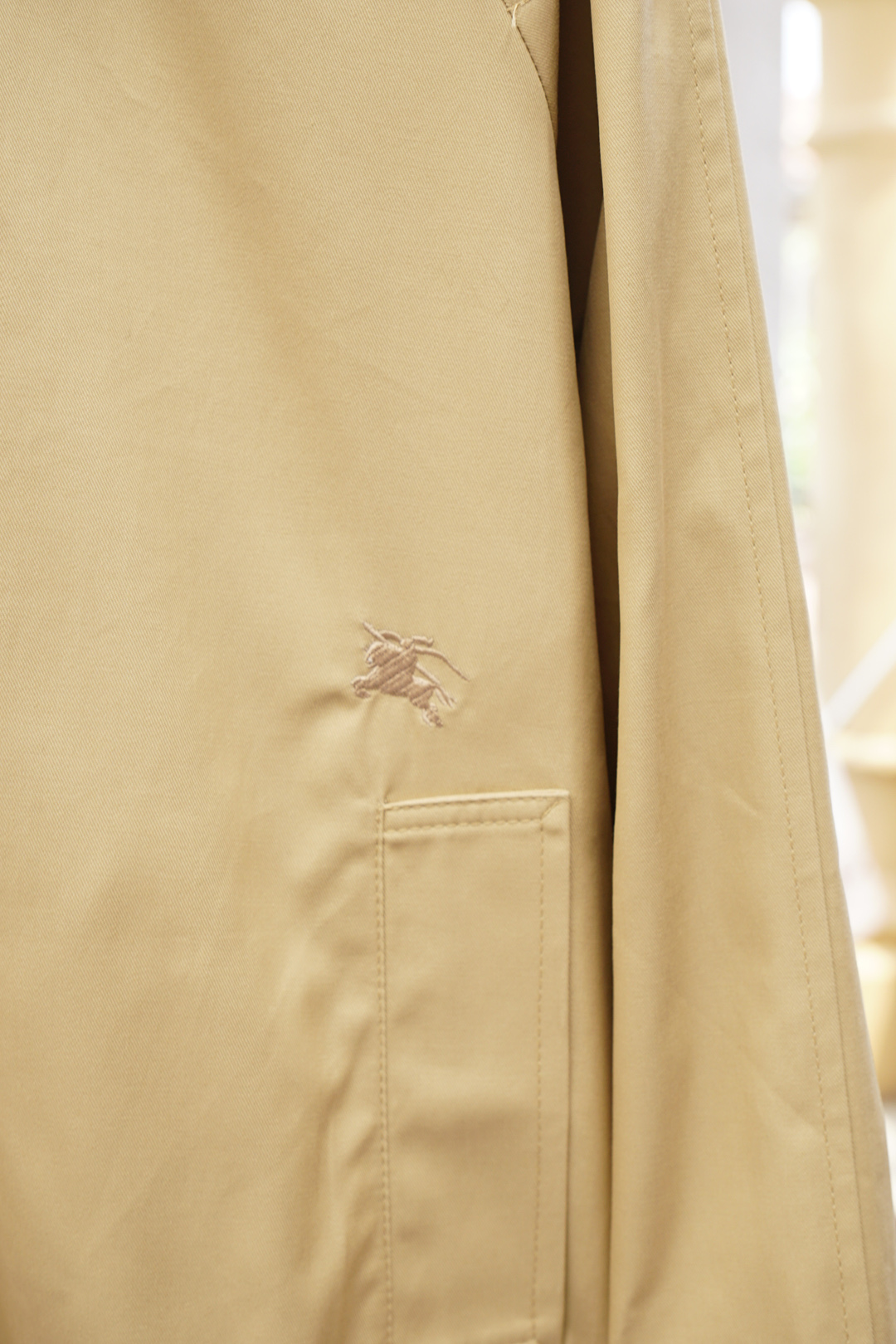 BBR 巴宝莉
Bur （高版本领口最新大标）（对版版本）2025FW早秋新款发布❤️巴宝莉翻领夹克外套