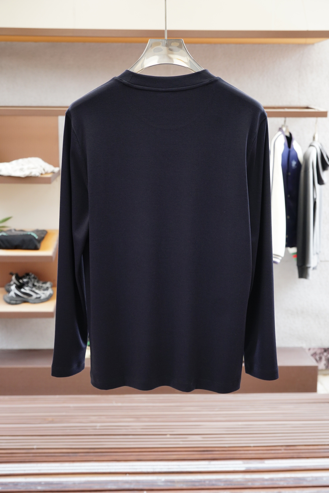 Prada普拉达-高级成衣 2025秋冬打底系列！熟男 轻熟男 最爱款式 最经典净色通勤百搭帅气的圆领短