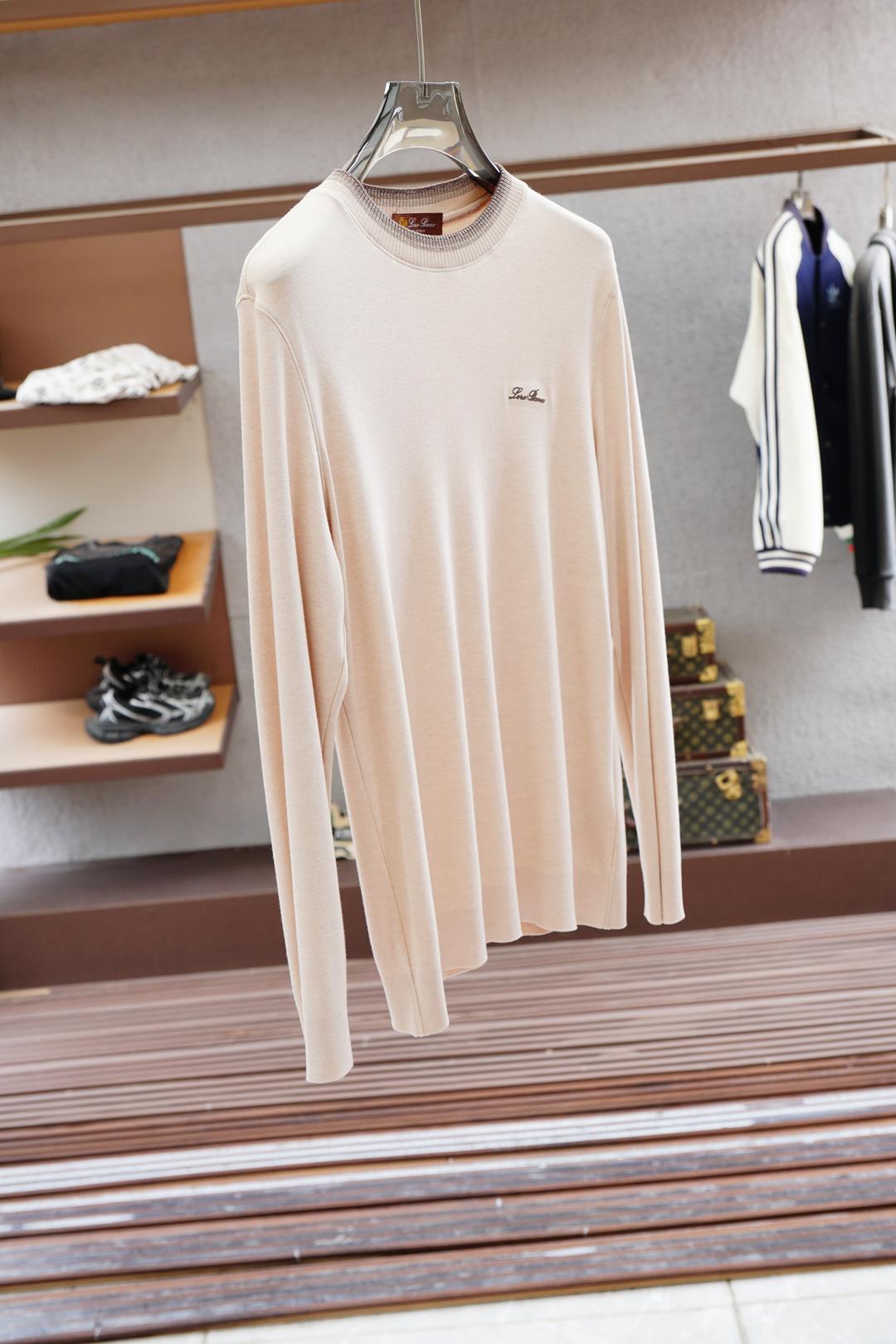 lP🆕-高级成衣 2025秋冬打底系列！熟男 轻熟男 最爱款式 最经典净色通勤百搭帅气的圆领短袖打底衫 