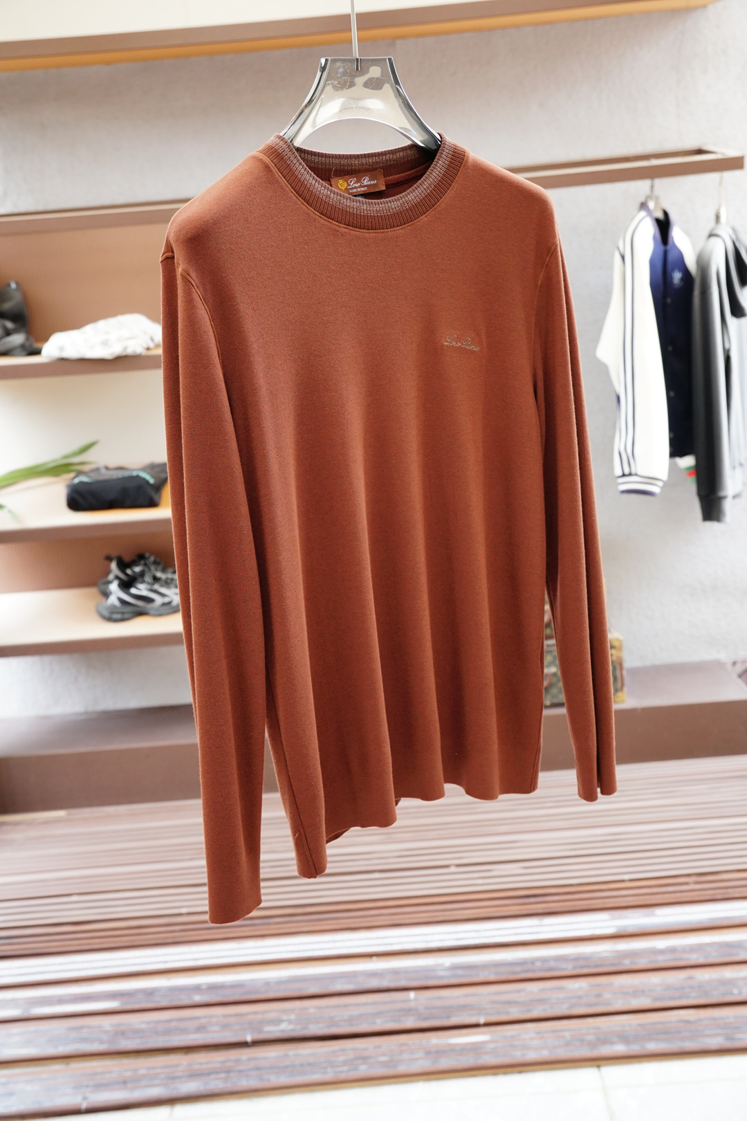 lP🆕-高级成衣 2025秋冬打底系列！熟男 轻熟男 最爱款式 最经典净色通勤百搭帅气的圆领短袖打底衫 