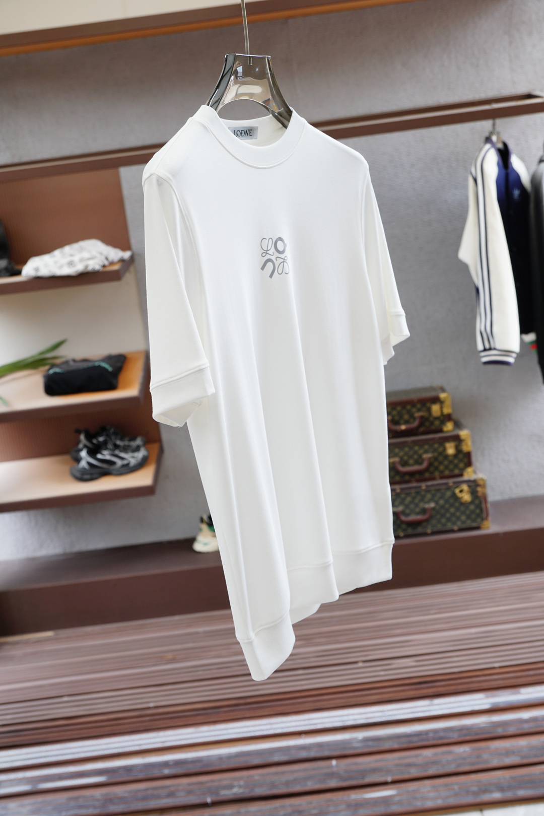 Loewe罗意威高级成衣 2025秋冬打底系列！熟男 轻熟男 最爱款式 最经典净色通勤百搭帅气的圆领短袖